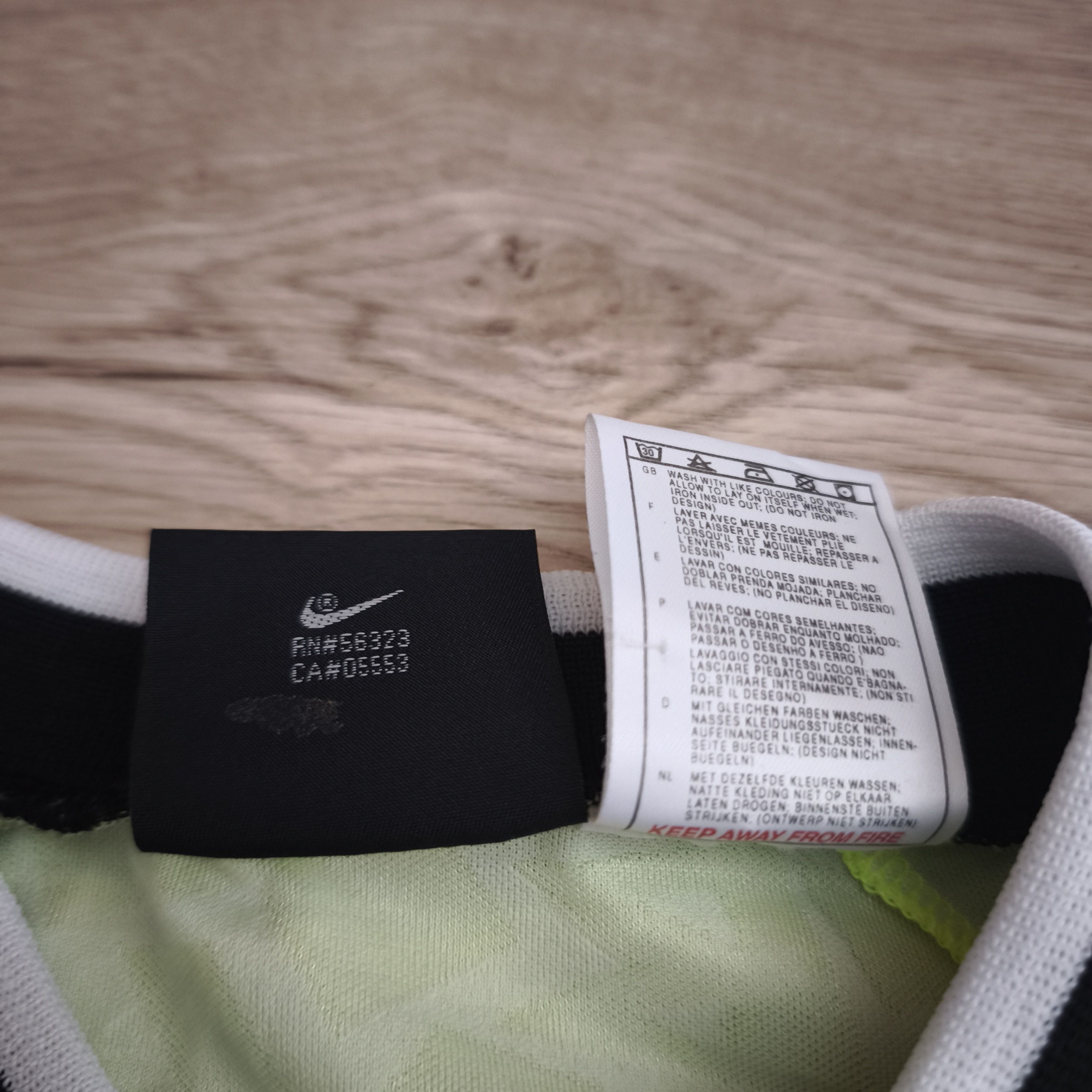 Nike Borussia Dortmund Size US XXL / EU 58 / 5 - 5 Thumbnail