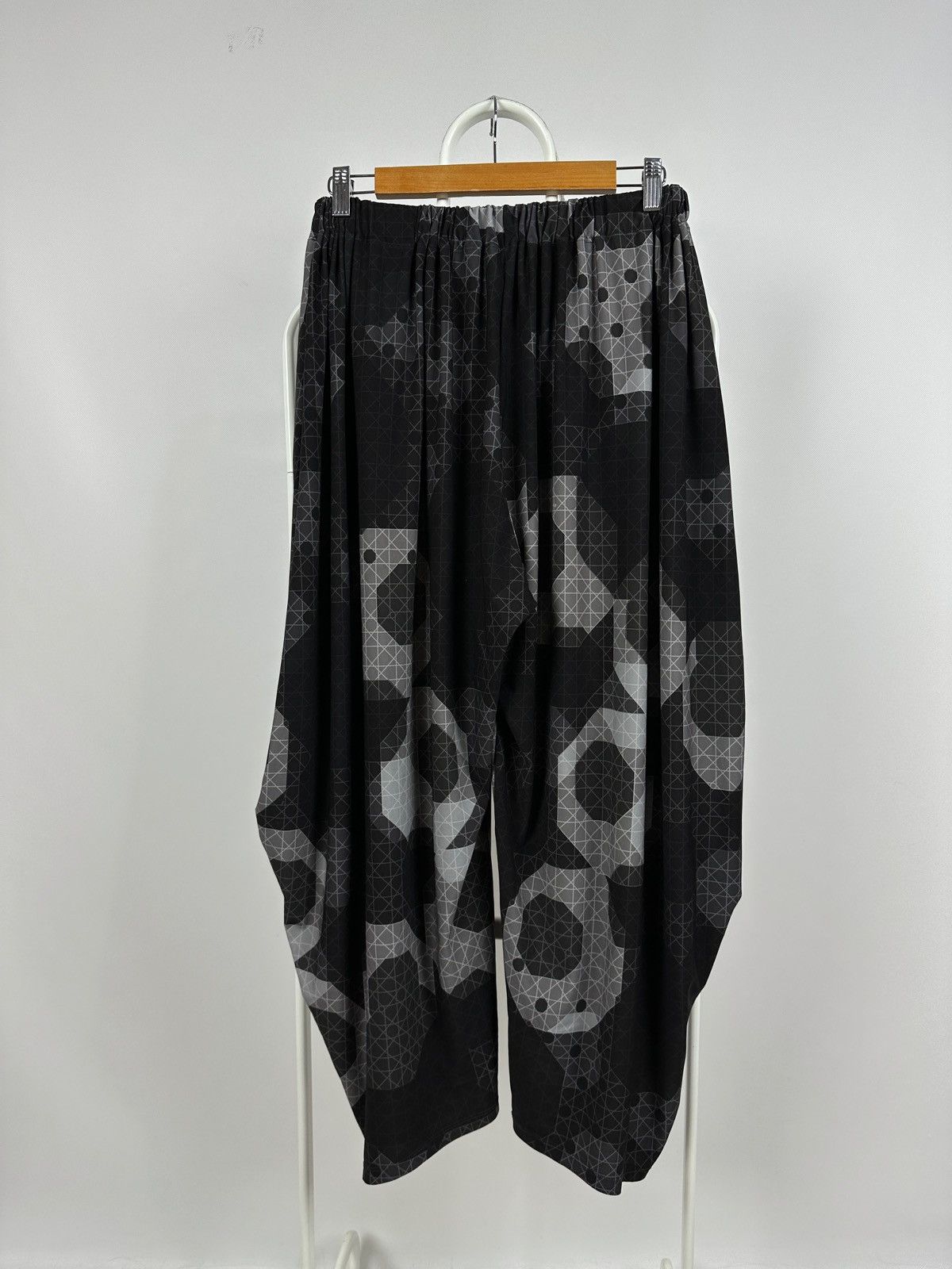 Issey Miyake Vintage Issey Miyake Geometric Pleated Pant Size US 32 / EU 48 - 3 Thumbnail