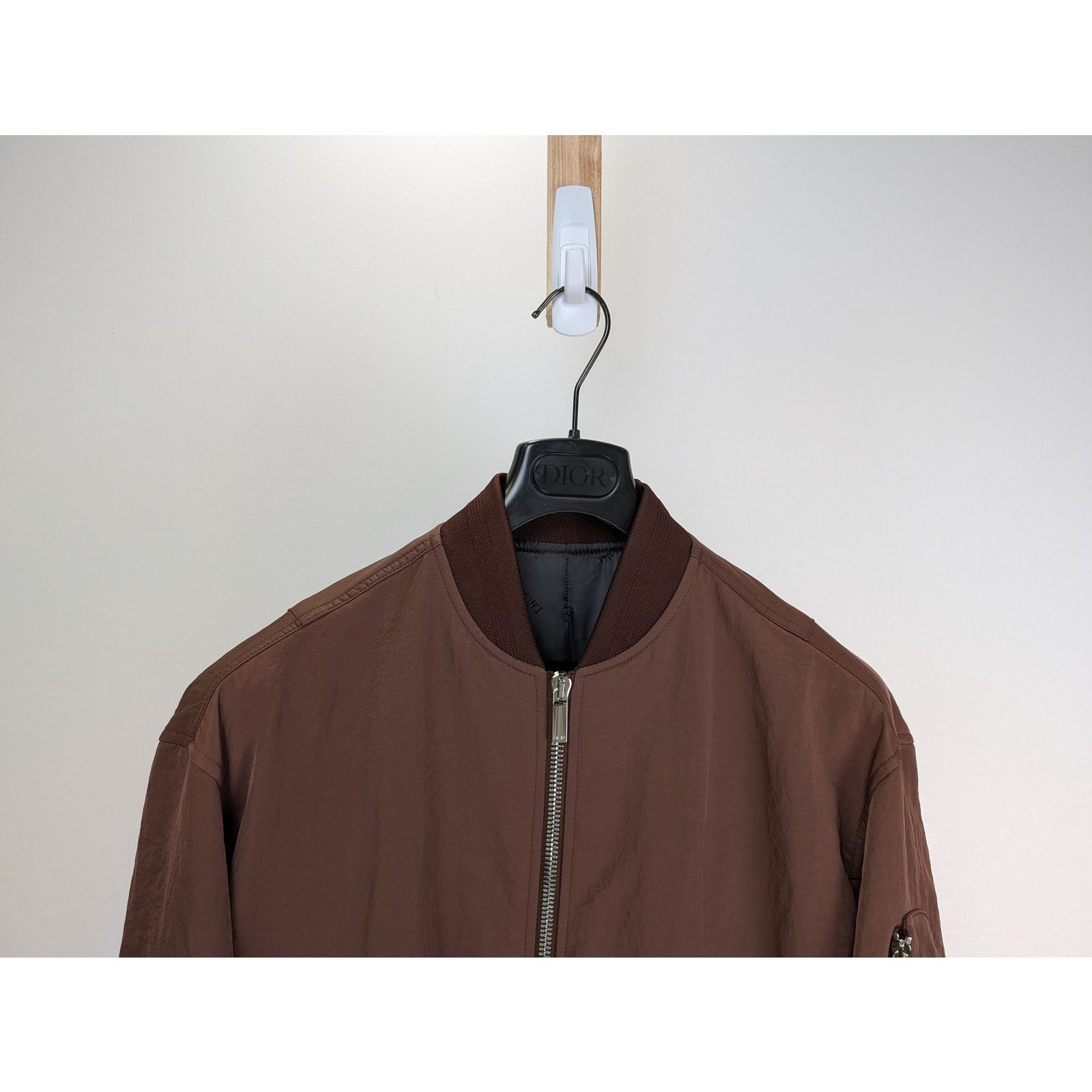 Dior × Travis Scott o1rshd1 Cactus Jack Embroidered Bomber Jacket in Bordeaux Size US M / EU 48-50 / 2 - 3 Thumbnail