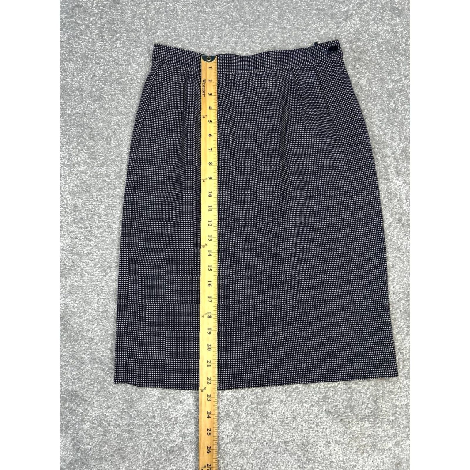 Valentino VINTAGE Valentino Skirt Pencil Womens 40 Black Check Zip Back Slit Casual 90s Modern Womens Size 32" / US 10 / IT 46 - 2 Thumbnail