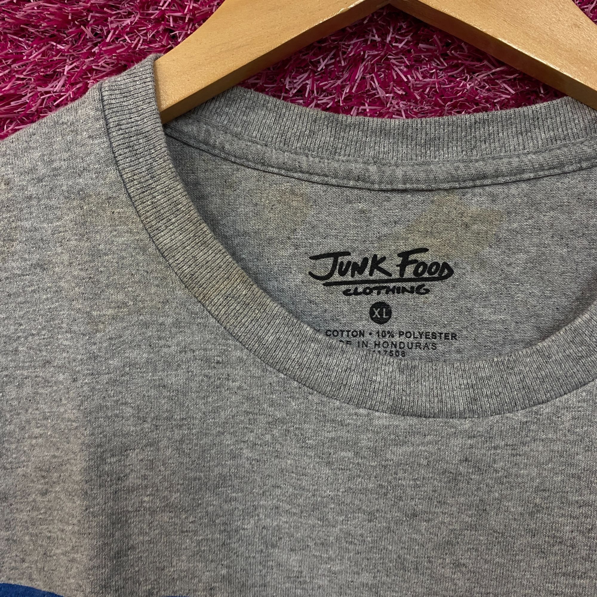Junk Food NFL Junk Food Seattle Seahawks Gray Tshirt Size XL Size US XL / EU 56 / 4 - 4 Thumbnail
