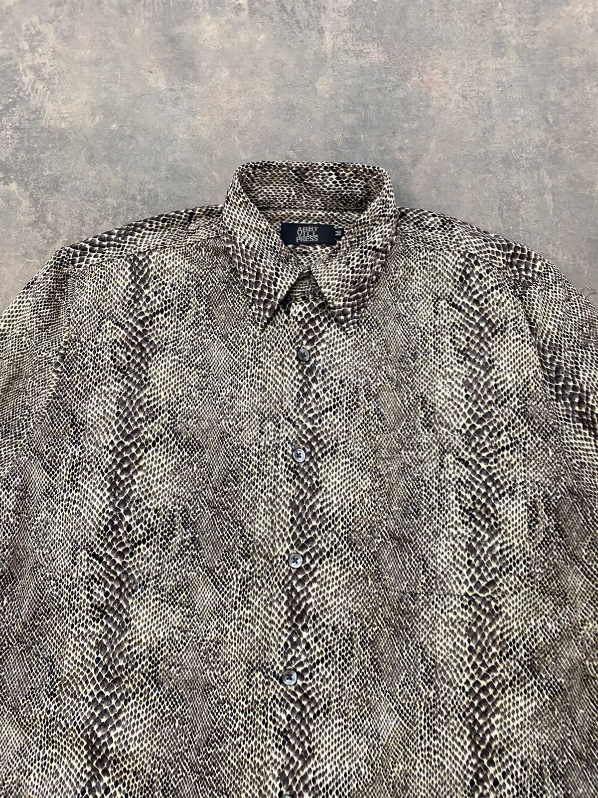 Japanese Brand ABBY VILL PRESS SNAKE SKIN LS SHIRT DESIGNER JAPAN Size US S / EU 44-46 / 1 - 1 Thumbnail
