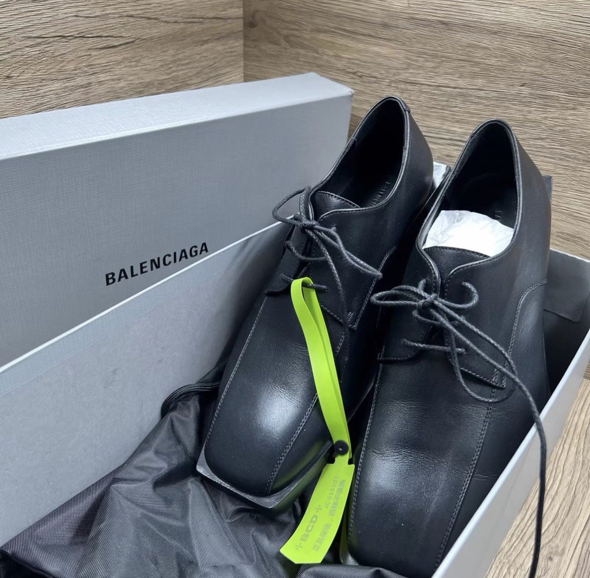 Balenciaga Balenciaga Black Square-toe Leather Shoes J41 Size US 6.5 / EU 39-40 - 2 Thumbnail