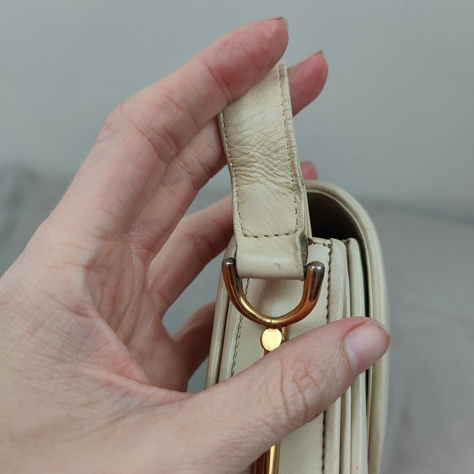 Gucci Vintage Gucci Leather Crossbody Bag Small Purse Off-White Size ONE SIZE - 6 Thumbnail