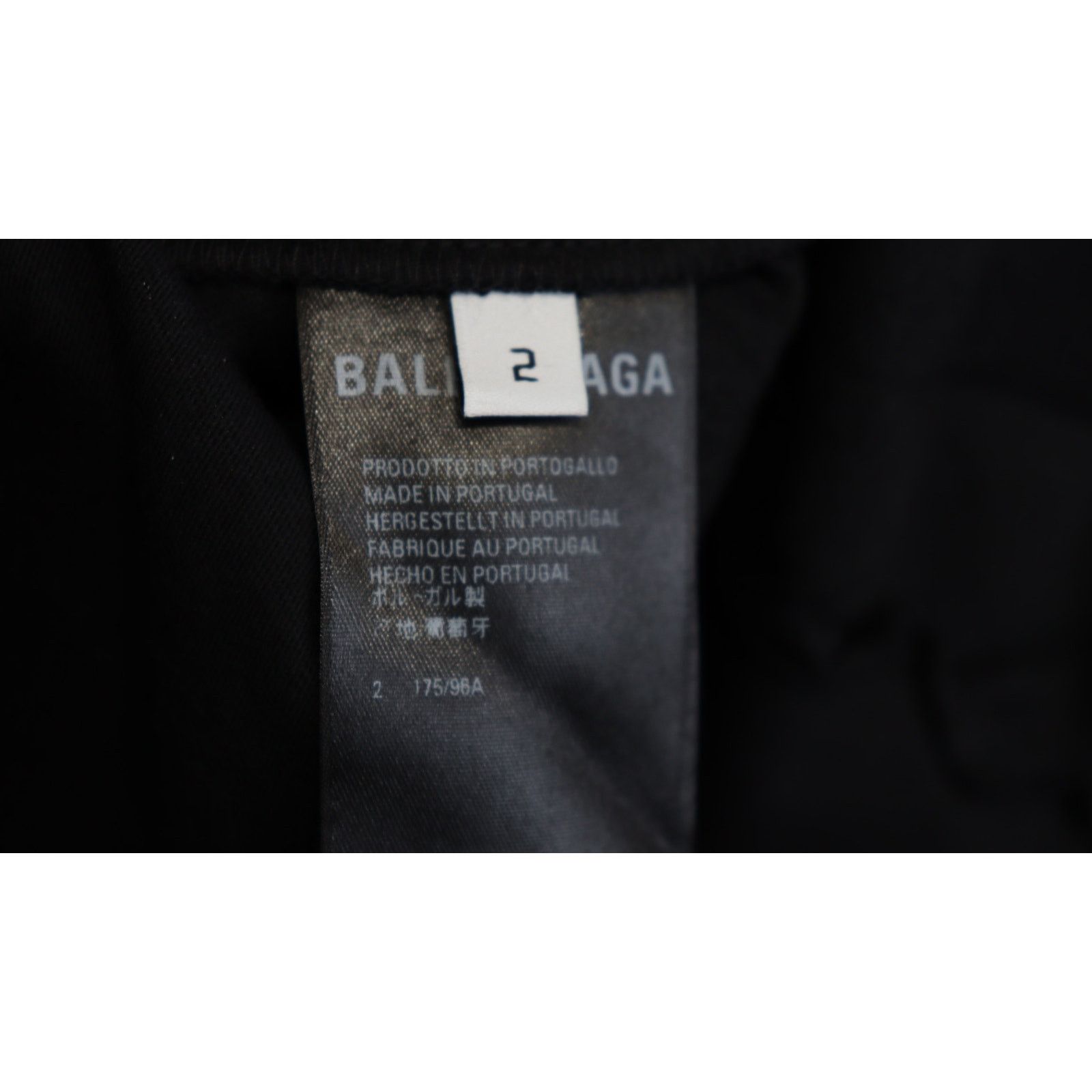 Balenciaga o1rshd1 T-Shirt in Black Size US M / EU 48-50 / 2 - 15 Thumbnail