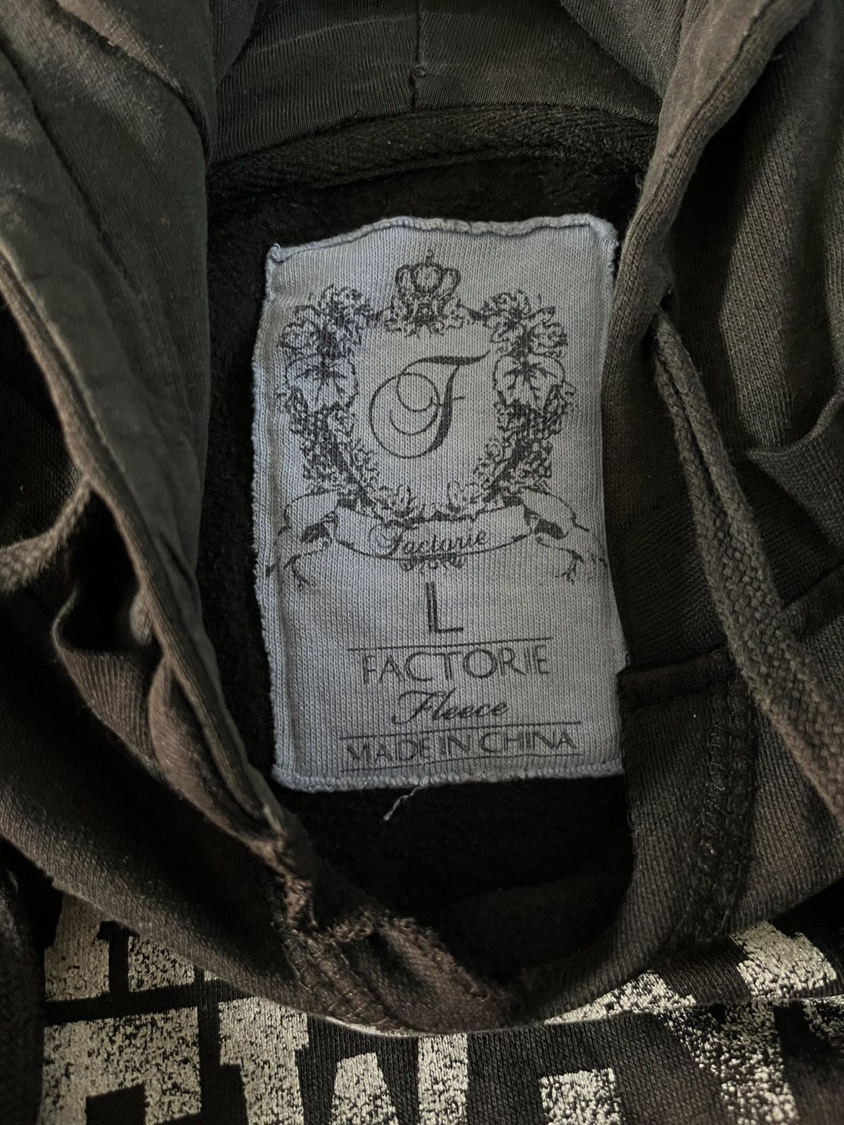 Le Grande Bleu (L.G.B.) 2000s Factorie hoodie Size US L / EU 52-54 / 3 - 3 Thumbnail