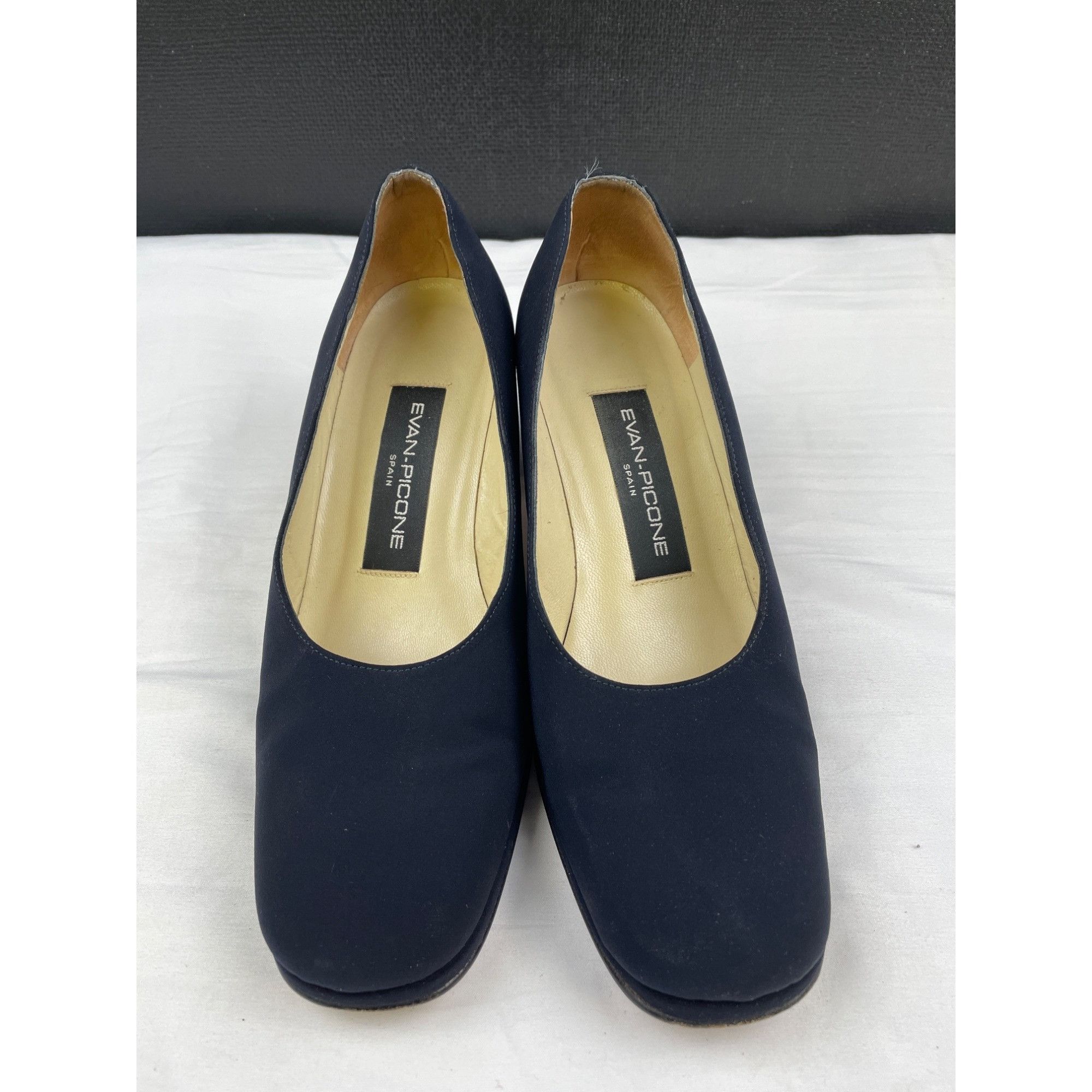 Evan Picone Evan Picone Women's Blue Fabric Shoes/Heels 2.5" Spain Size Size US 8 / IT 38 - 1 Thumbnail