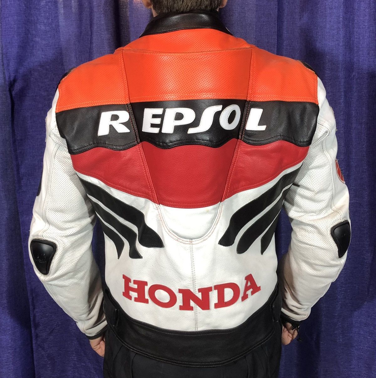 Dainese × Ferrari × Yamaha Honda Motorcycle leather jacket racing Size US M / EU 48-50 / 2 - 4 Thumbnail