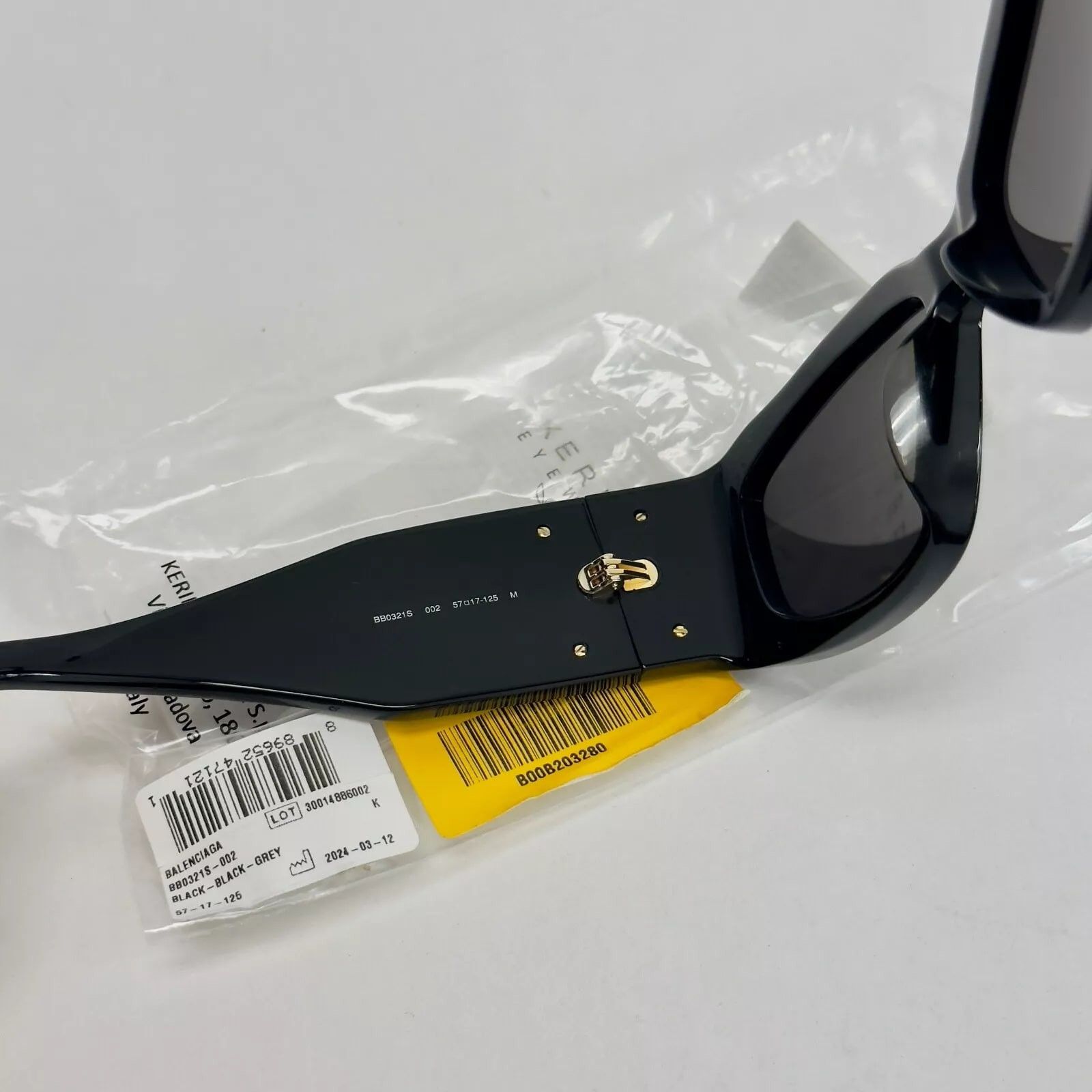 Balenciaga BALENCIAGA BOSSY Cat 0321 Black Fashion Sunglass BB0321S 002 Size ONE SIZE - 4 Thumbnail