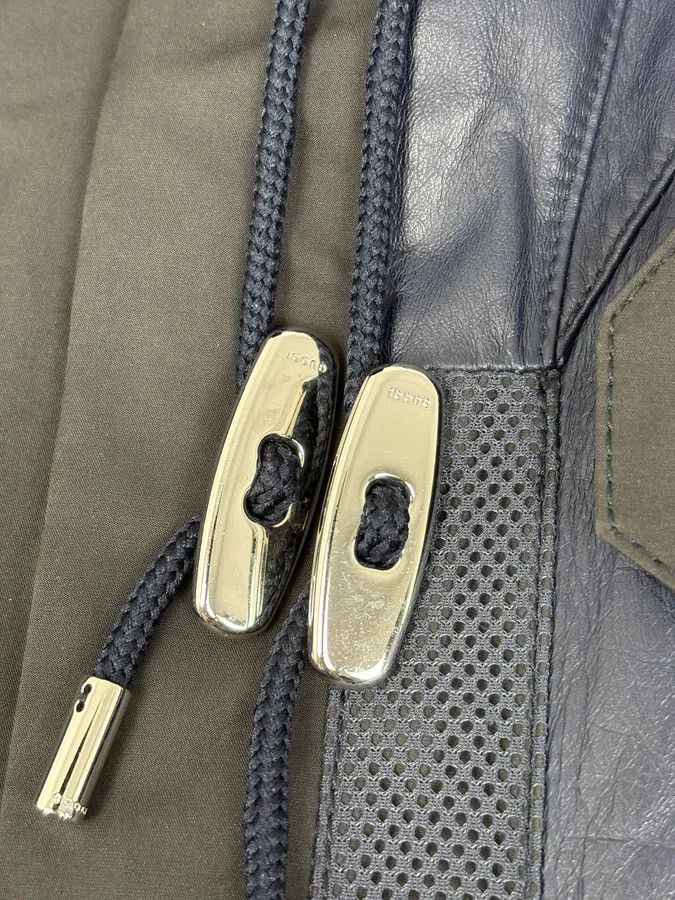 Gucci AW2010 Gucci Navy & Black Nylon & Leather Cargo Jacket Size US M / EU 48-50 / 2 - 9 Thumbnail