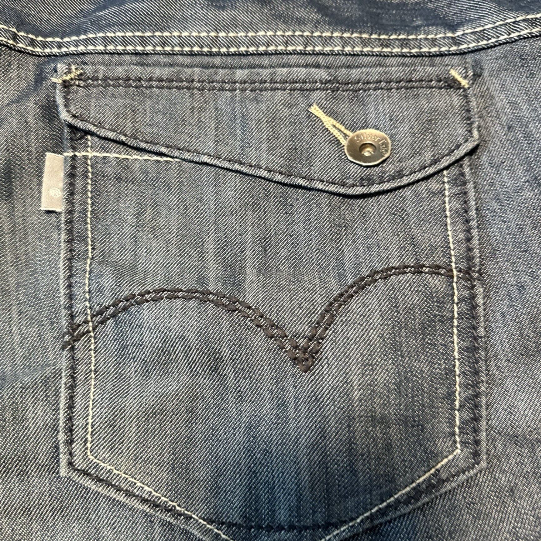 Levi's VINTAGE Levi's Silvertab Jean Shorts Mens 42 Blue Loose Baggy 90s Skater Grunge Denim Shorts Men Size US 42 / EU 58 - 3 Thumbnail