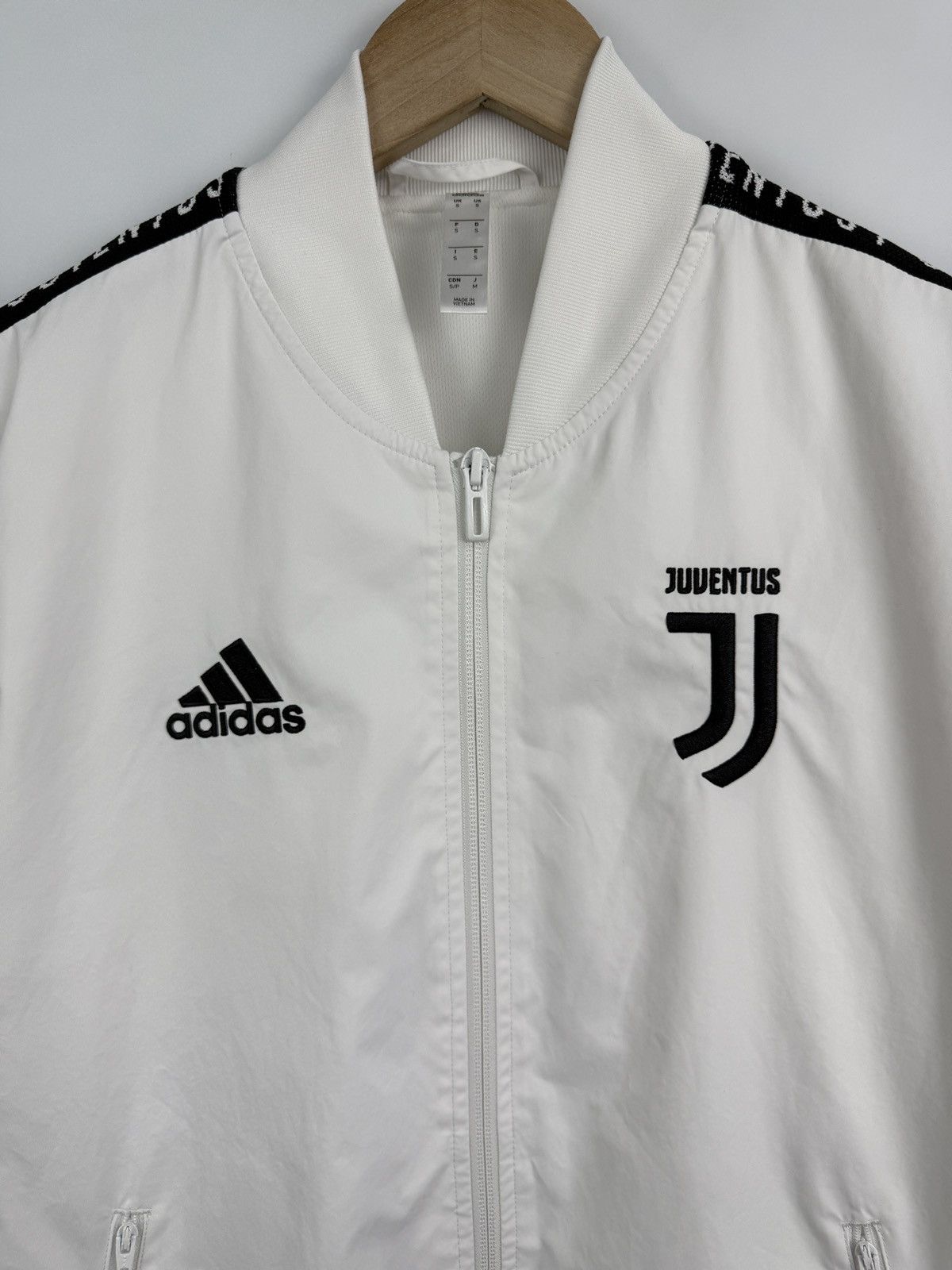 Adidas 🇮🇹 Y2K Adidas Juventus Anthem Bomber Jacket 2019 Blokecore Size US S / EU 44-46 / 1 - 8 Thumbnail