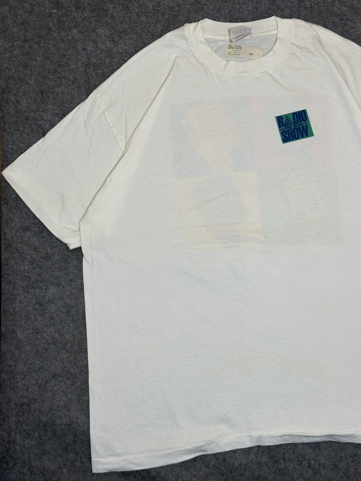 Hanes Vintage "Radio Show" logo. Size US XL / EU 56 / 4 - 4 Thumbnail