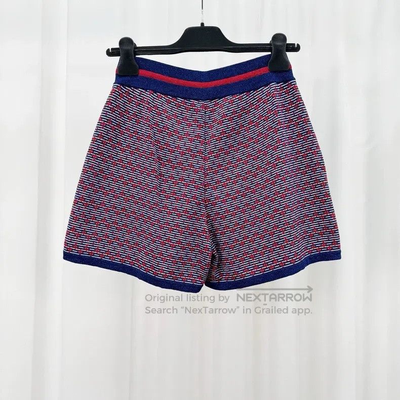 Chanel Chanel Airplane Knitted Shorts Size 42" / US 20 - 2 Thumbnail