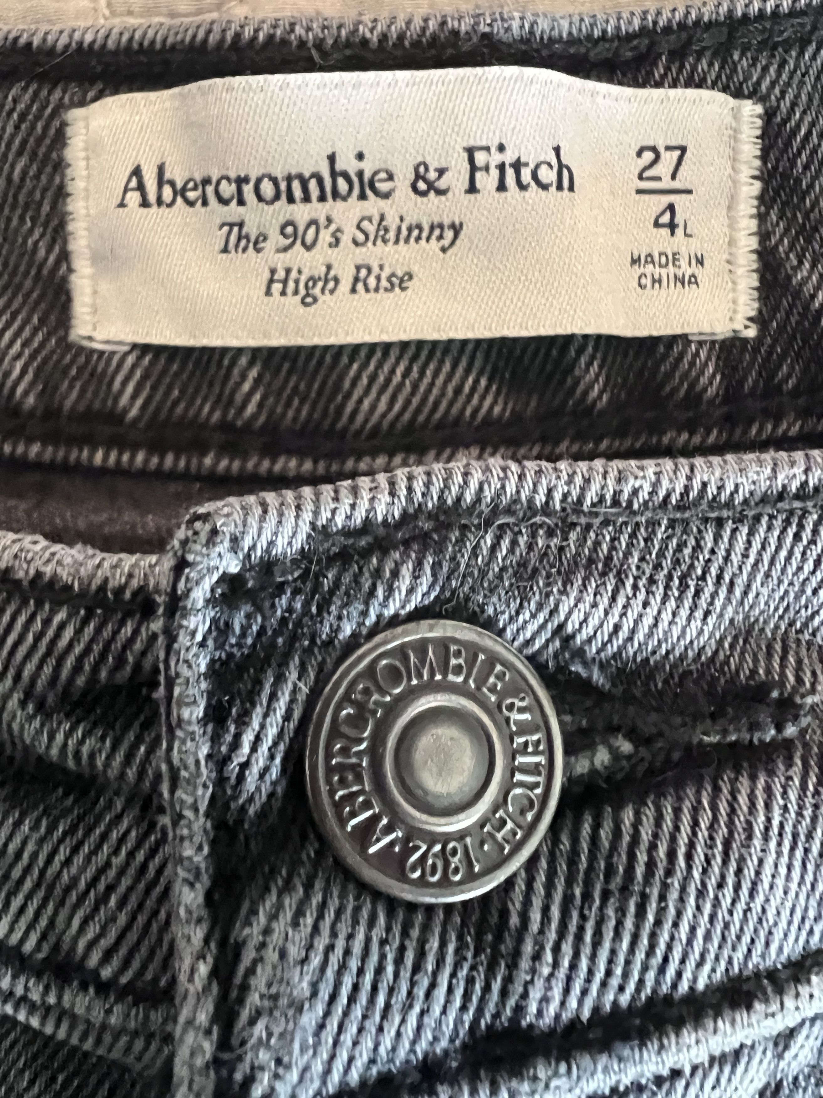 Abercrombie & Fitch Abercrombie 90s Skinny High Rise Black Wash Jeans 27 Long Size 27" / US 4 / IT 40 - 7 Thumbnail