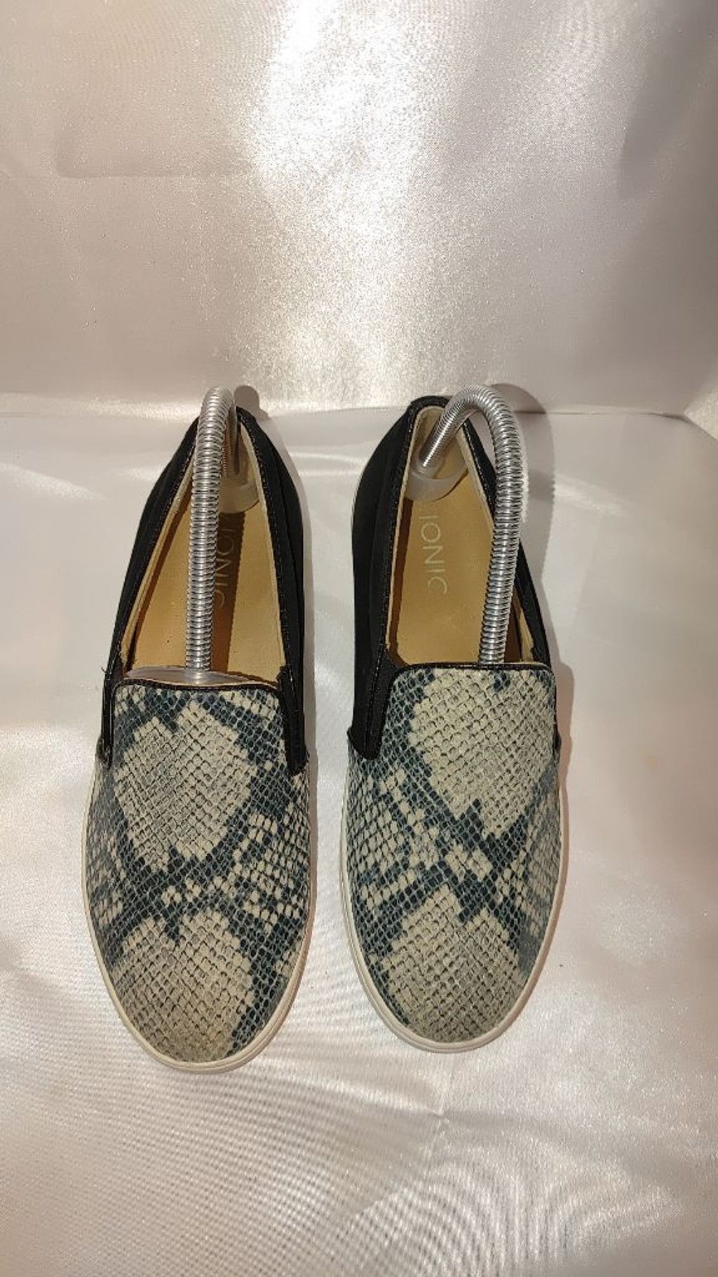 Vionic Vionic Midi Snakeprint Slip On Size 6 Size US 6 / IT 36 - 5 Thumbnail