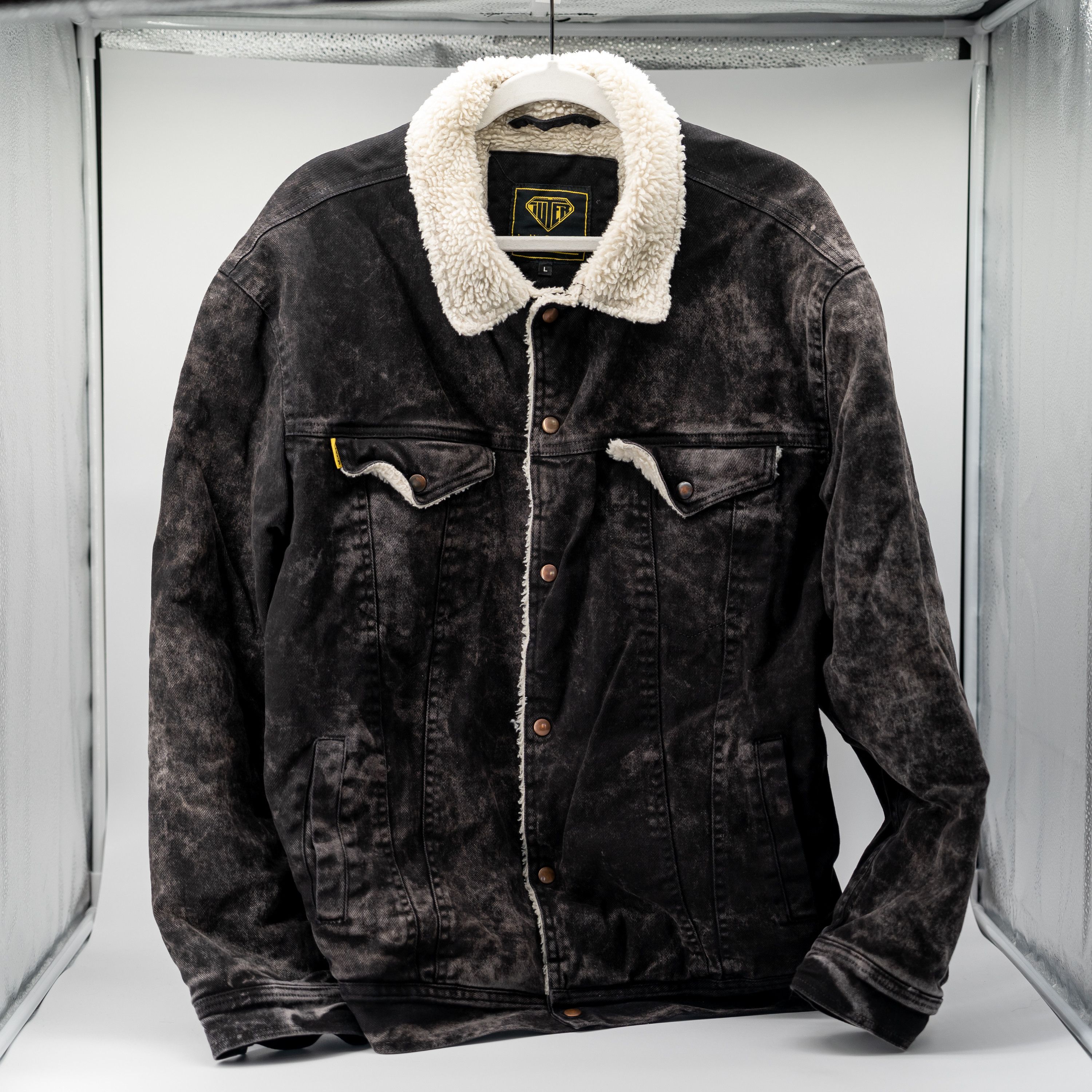 Iuter size L - Iuter Marble Denim Jacket fur eagle black Size US L / EU 52-54 / 3 - 1 Thumbnail