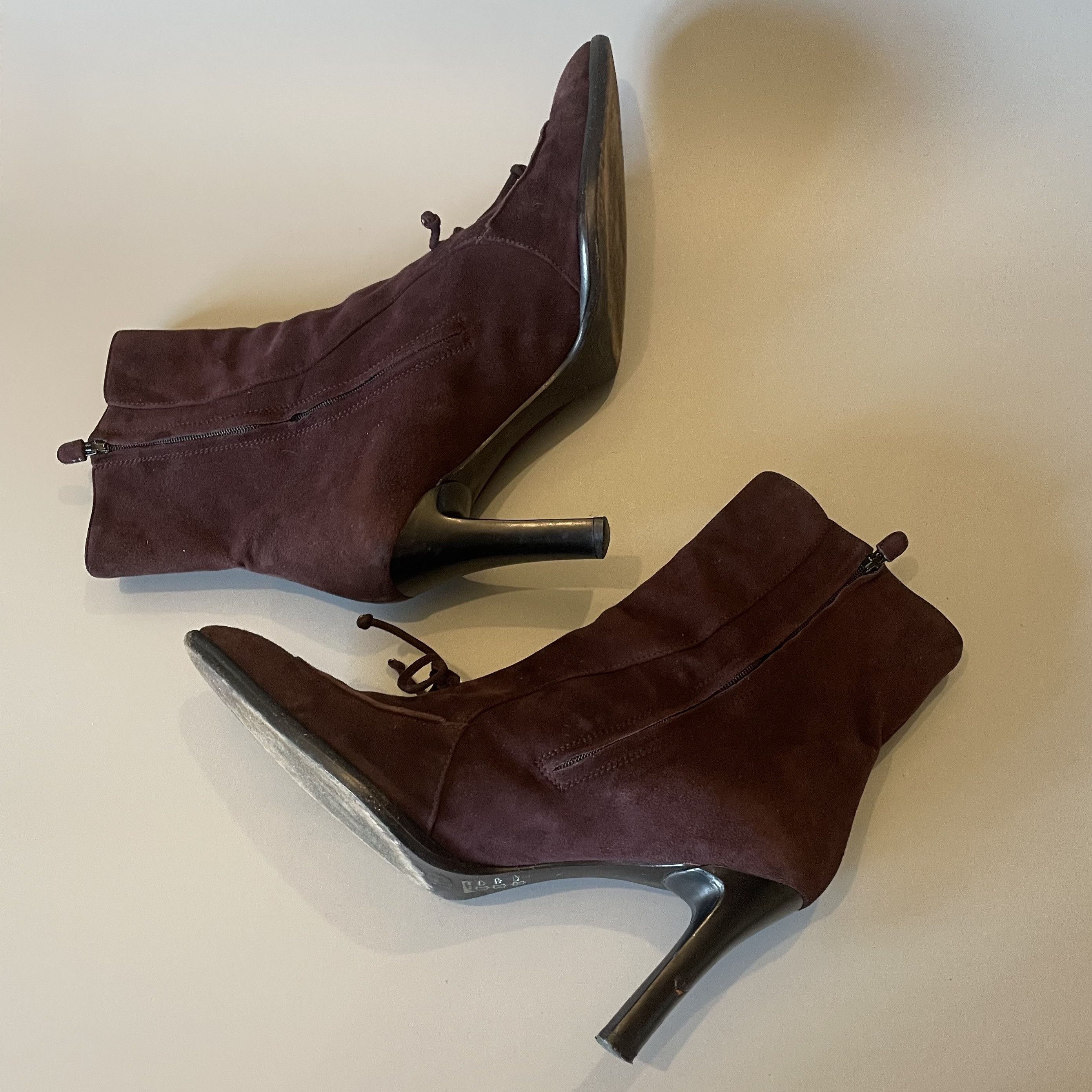 Tod's TODS burgundy-brown suede 3.5" tall ankle boots Size US 7.5 / IT 37.5 - 8 Thumbnail