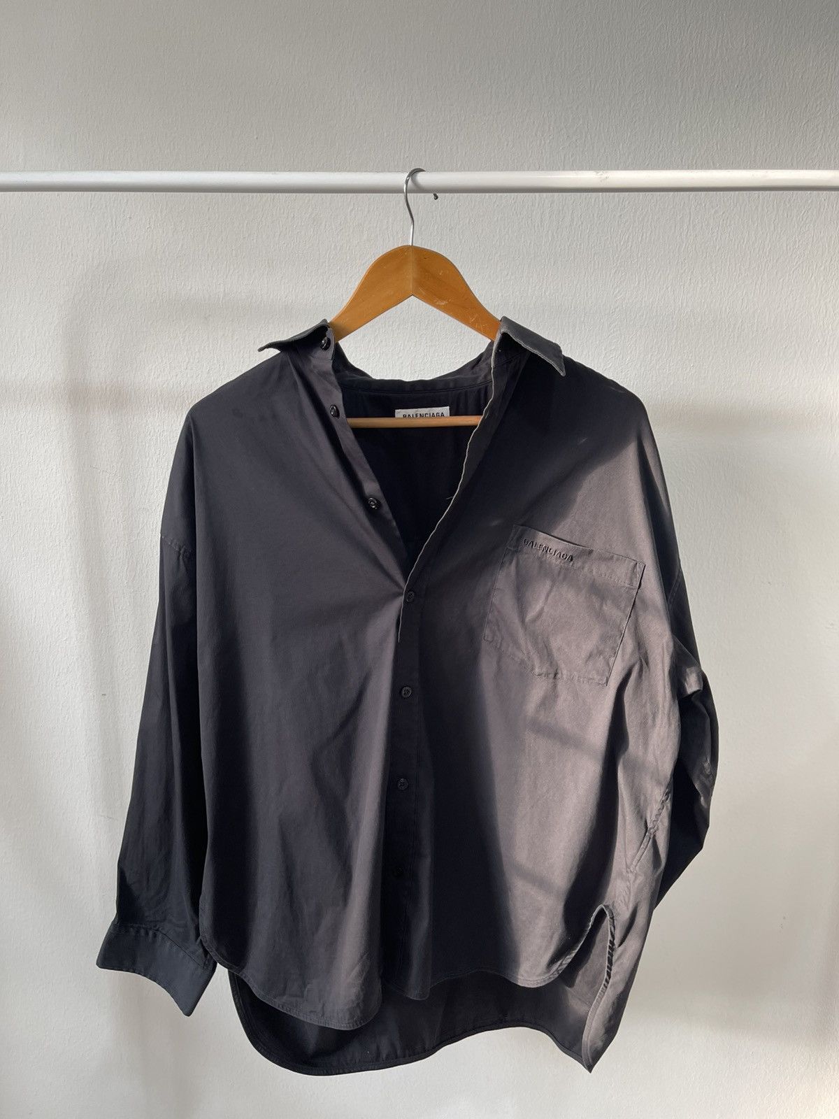 Balenciaga 2016 Balenciaga Oversive Button Up Shirt Size US L / EU 52-54 / 3 - 1 Thumbnail