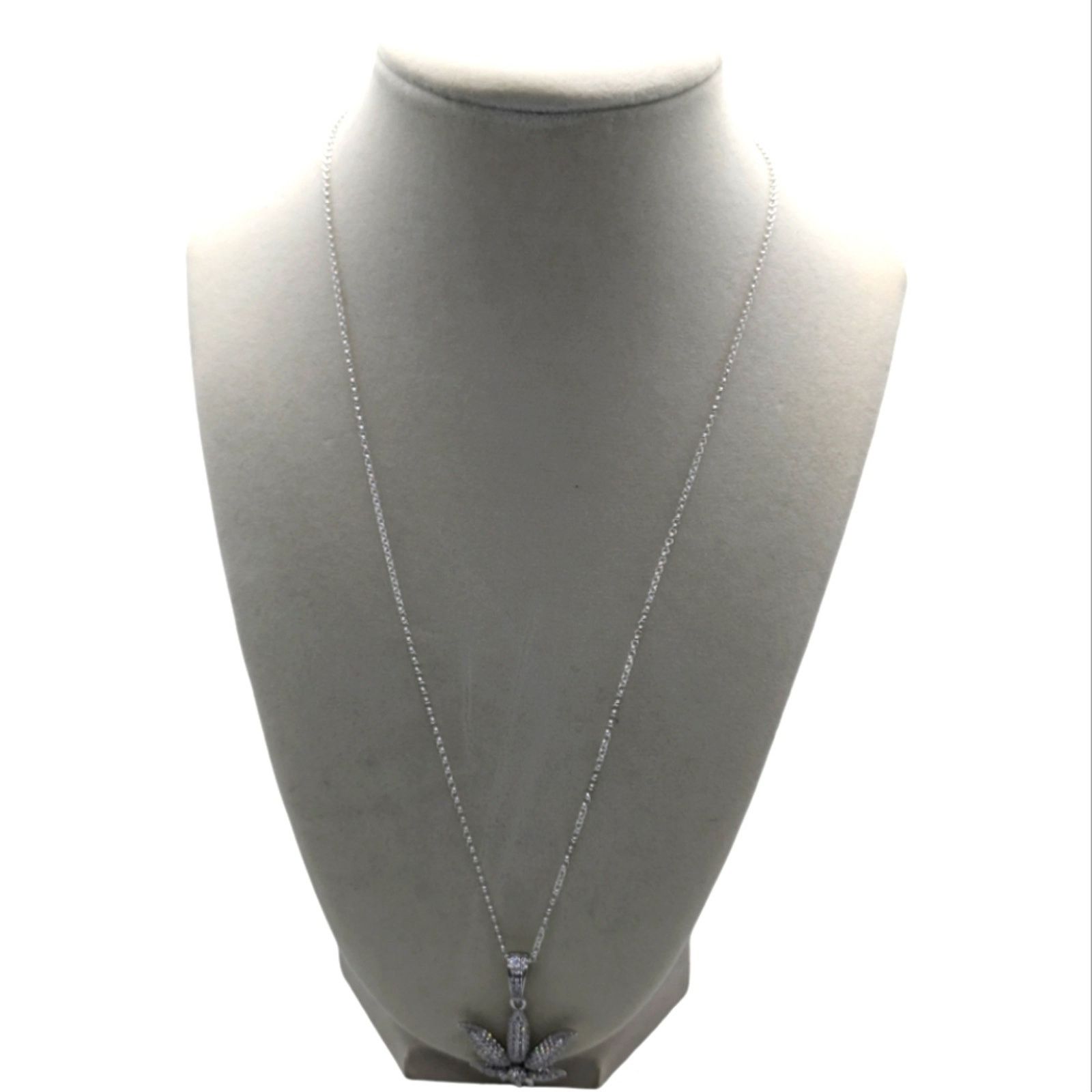 The Unbranded Brand 925 Sterling silver Medical Cannabis Pendant and necklace Size ONE SIZE - 2 Thumbnail