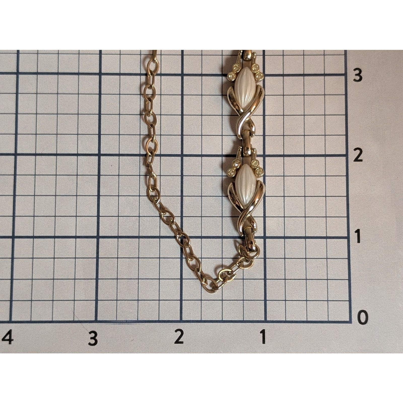 Vintage VTG 1958 Sarah Coventry My Fair Lady White Beaded Necklace Size ONE SIZE - 8 Thumbnail