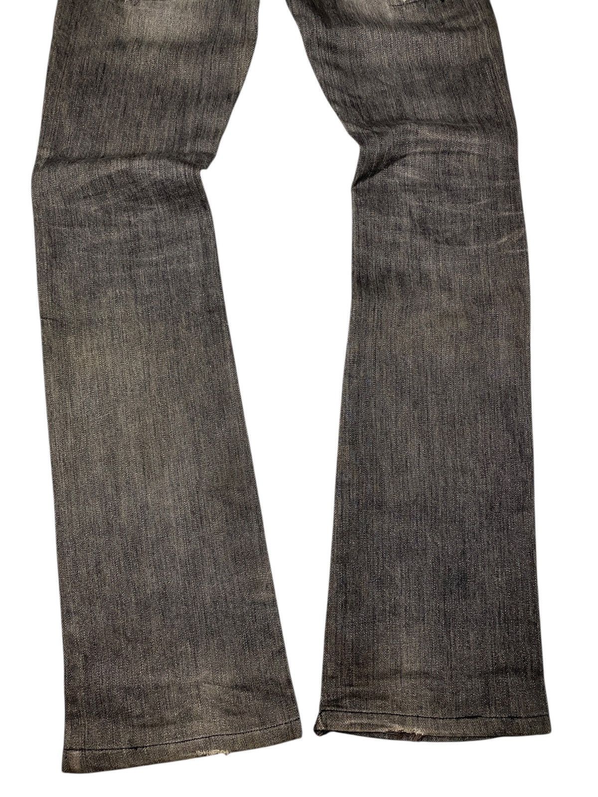 If Six Was Nine × Japanese Brand × Le Grande Bleu (L.G.B.) 2000's Paranoid Japan Distress Washed Flared Jeans Size US 27 - 8 Thumbnail