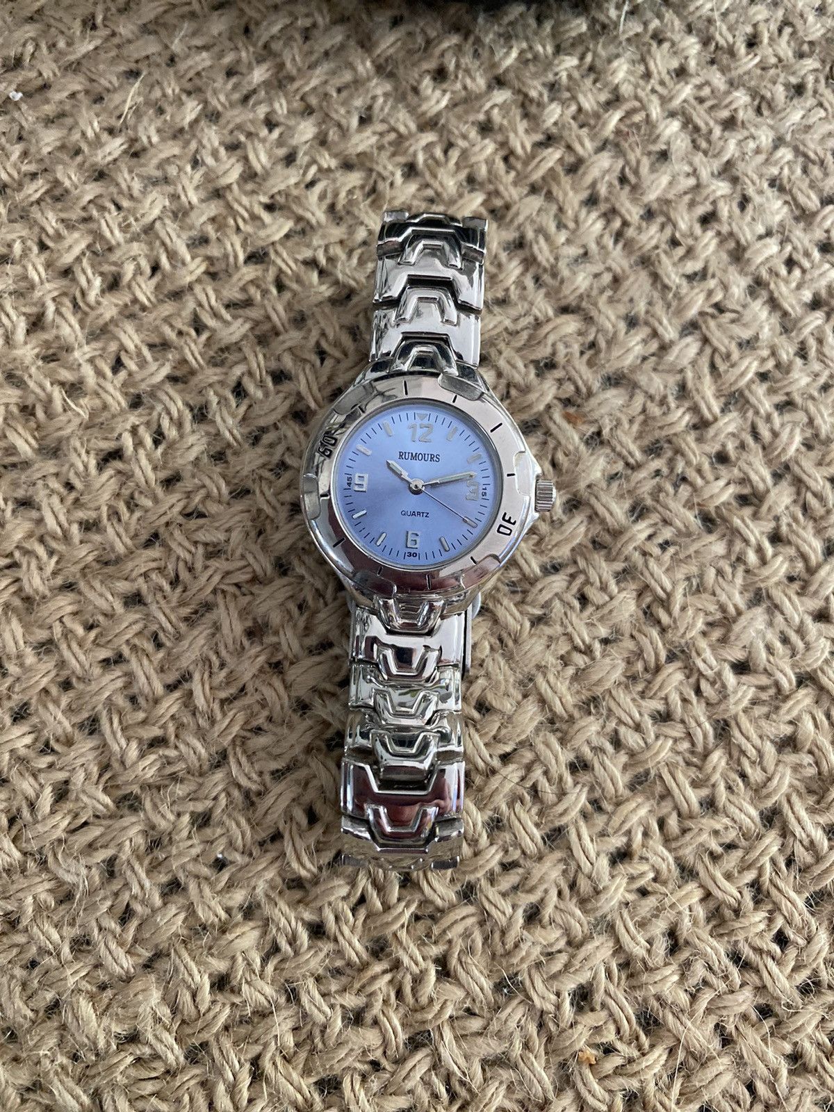 Other VINTAGE QUARTZ MOVT WOMANS STAINLESS STEEL WATCH Size ONE SIZE - 11 Thumbnail