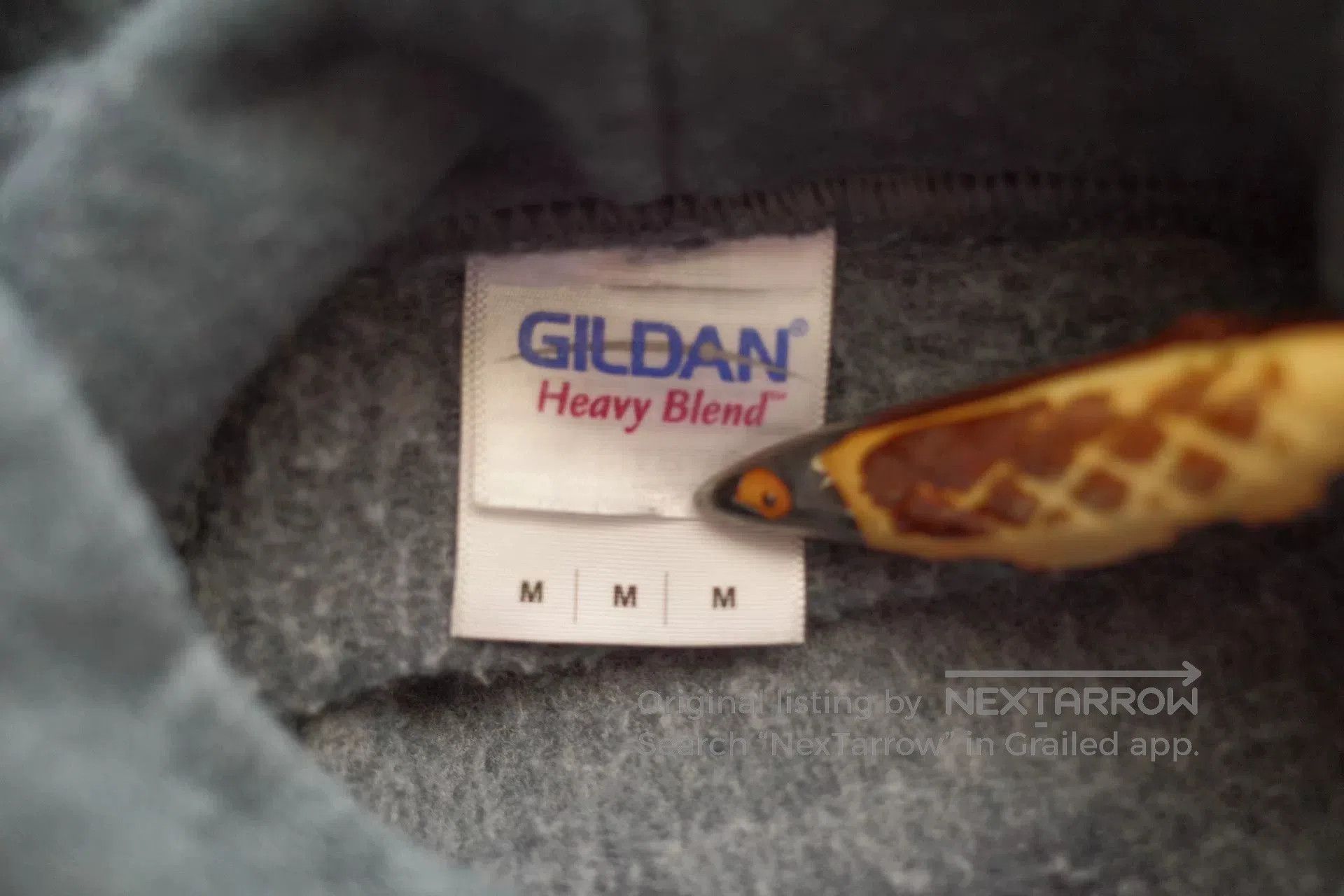 Vintage Vintage Gildan 90s Washed Blue Lightning Hoodie. Size US M / EU 48-50 / 2 - 6 Thumbnail