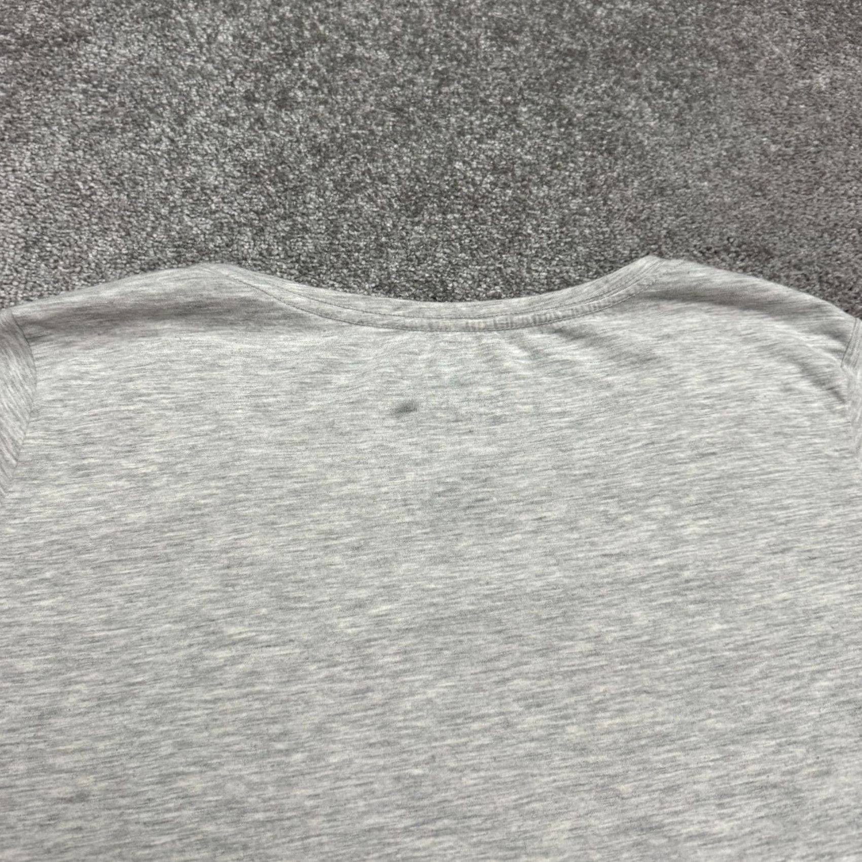 Disney Disney Minnie Mouse Graphic T-Shirt Womens Plus 2X Heathered Gray Casual Tee Top Size XXL / US 16-18 / IT 52-54 - 4 Thumbnail
