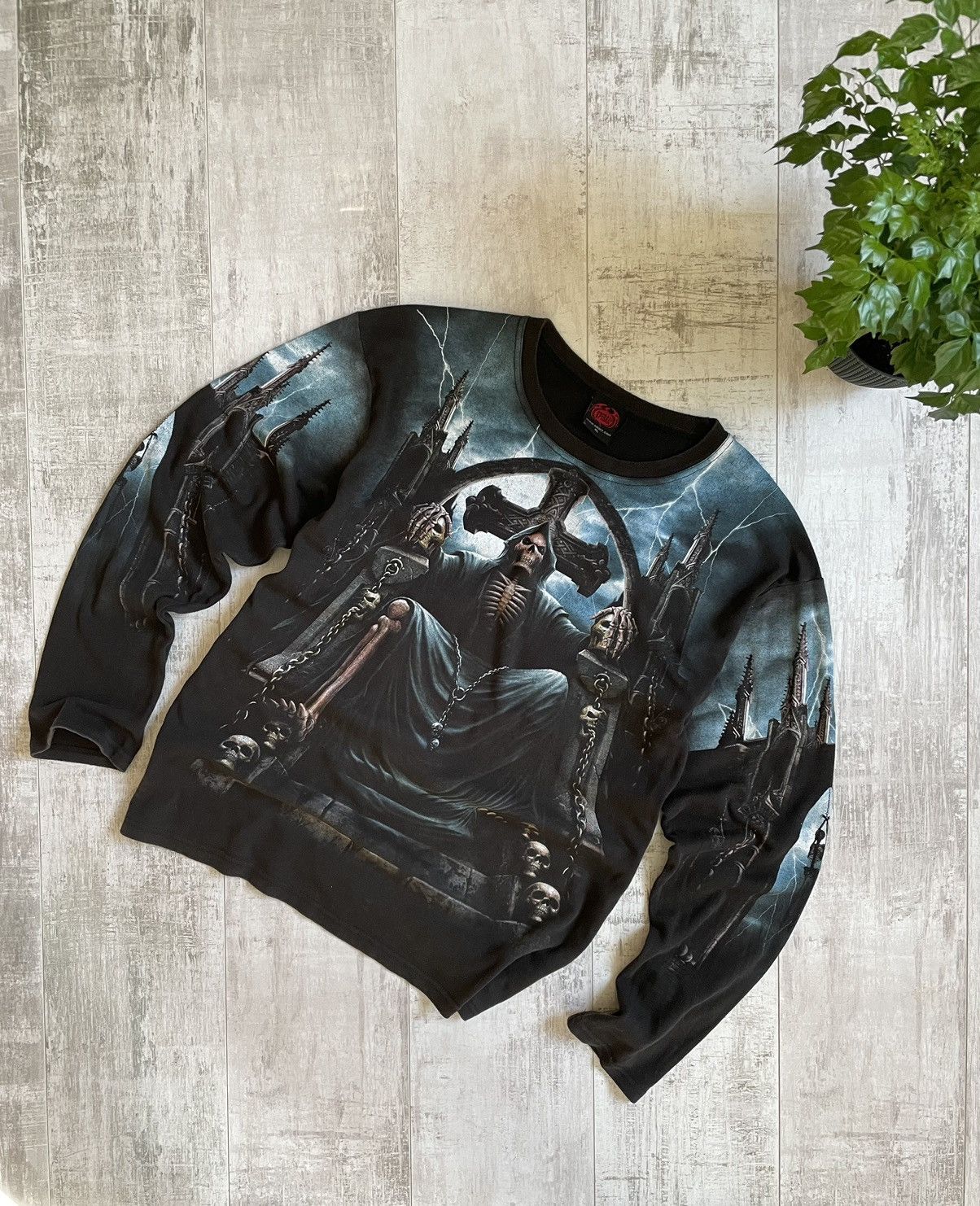 Vintage Y2K Vintage Skull Printed Over Longsleeve Rare Size US L / EU 52-54 / 3 - 1 Thumbnail