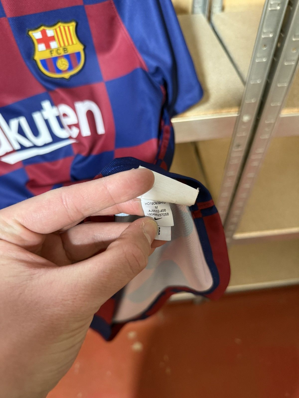 Nike Rare Nike FC Barcelona 2019 2020 Home Football Soccer Jersey Size US M / EU 48-50 / 2 - 9 Thumbnail