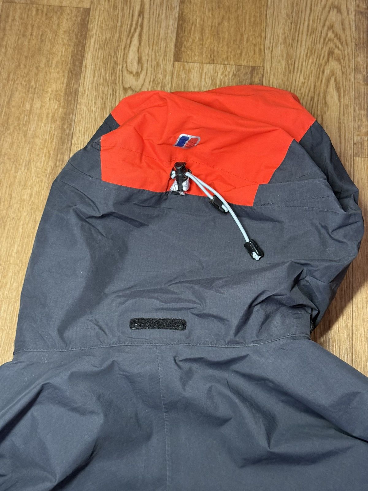 Berghaus Berghaus Gore-Tex Pro Jacket S Size Men Orange-black Outdoor Size US S / EU 44-46 / 1 - 19 Thumbnail