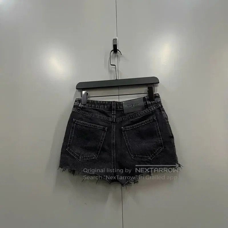 Givenchy Givenchy Summer Dark Gray Cotton Shorts . Size 28" / US 6 / IT 42 - 2 Thumbnail