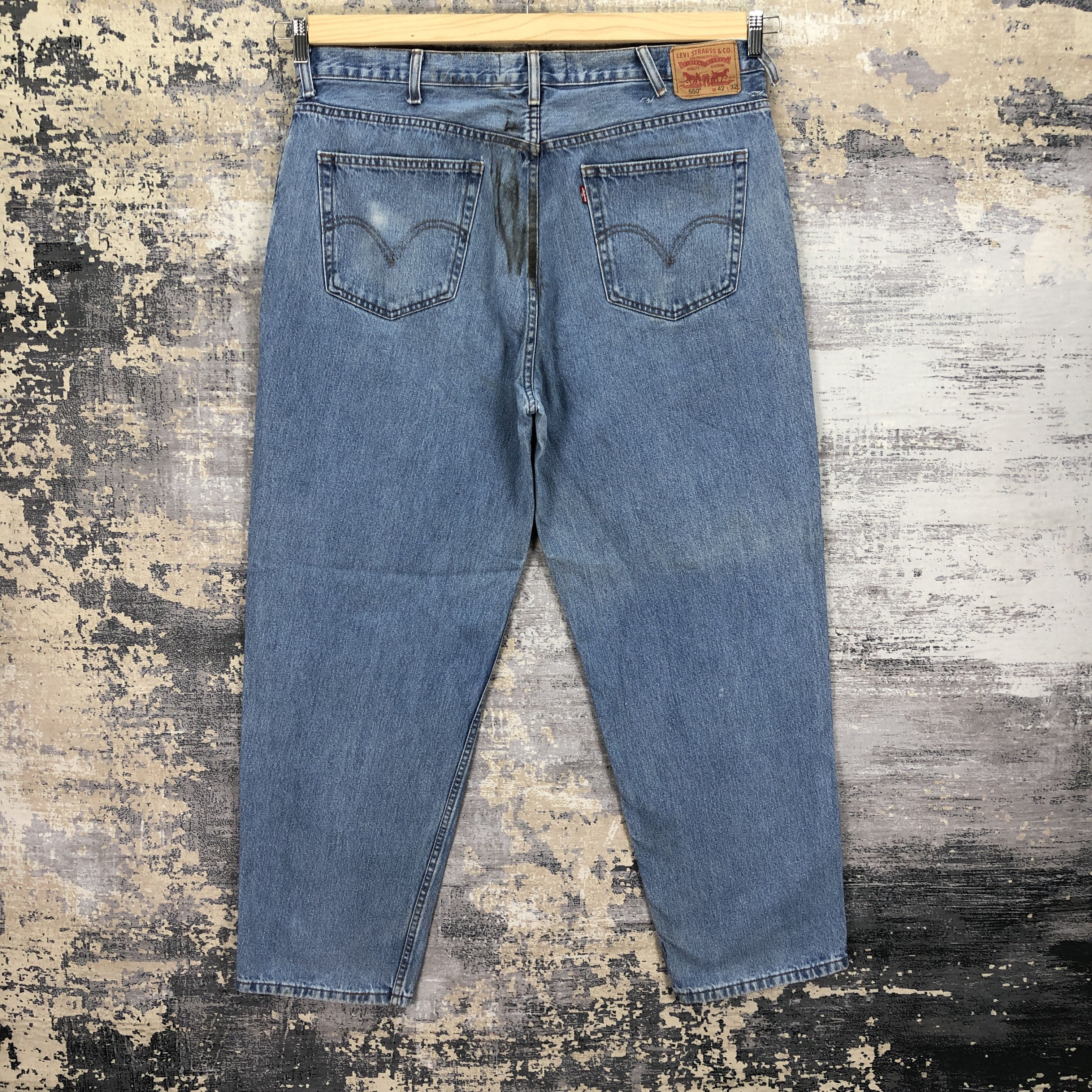 Levi's Vintage Y2K Levis Light Wash Jeans Dirty Levi's Faded Denim Size US 40 / EU 56 - 2 Thumbnail