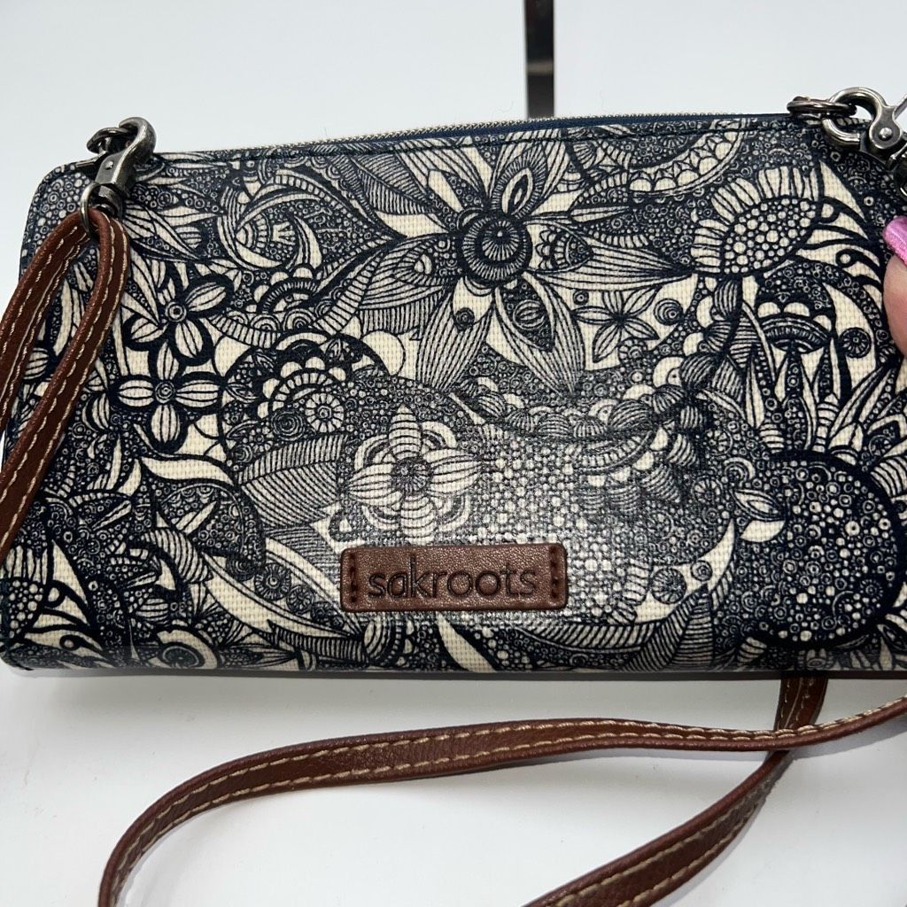 Other Sakroots Navy and White Patterned Convertible Crossbody Wallet Size ONE SIZE - 2 Thumbnail