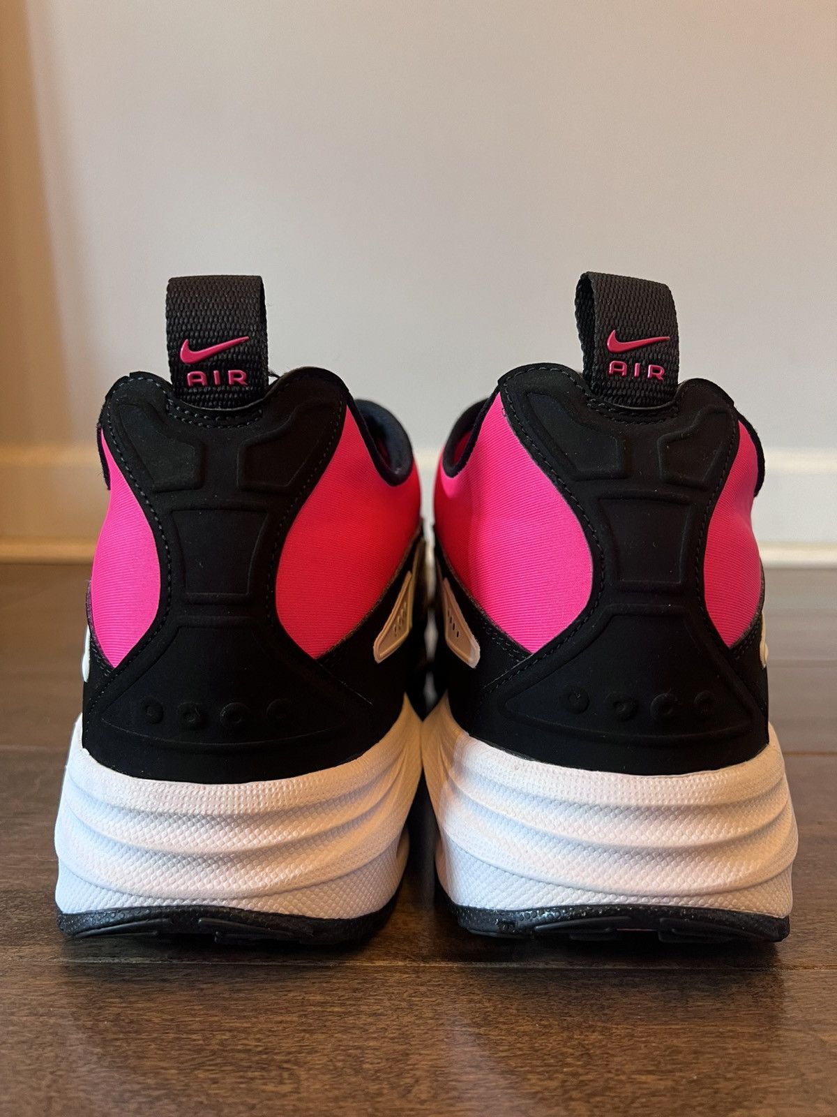 Nike Size 14 Women’s Nike Air Max SNDR Fuchsia Flash FZ2068-600 Size US 12 / IT 42 - 8 Thumbnail