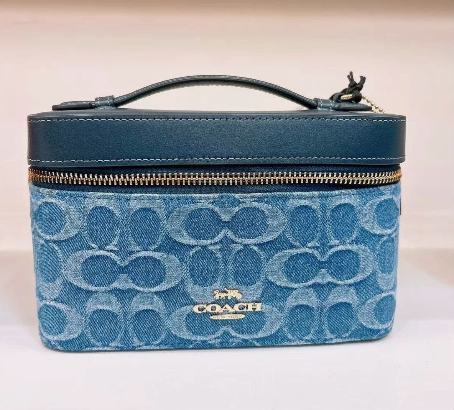 Coach Cosmetic Case In Signature Denim CDC16 with long crossbody Size ONE SIZE - 6 Thumbnail