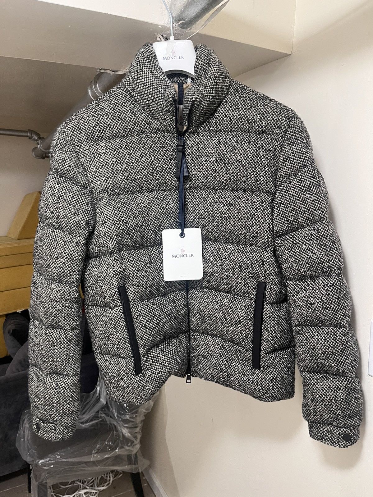 Men’s Wool Melange Quilted Down Jacket Sz 1
