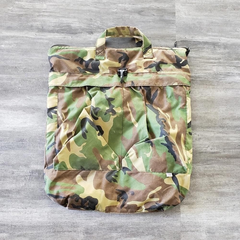 Designer Military Camo Flying Circle Aviator L Helmet Bag Size ONE SIZE - 2 Thumbnail