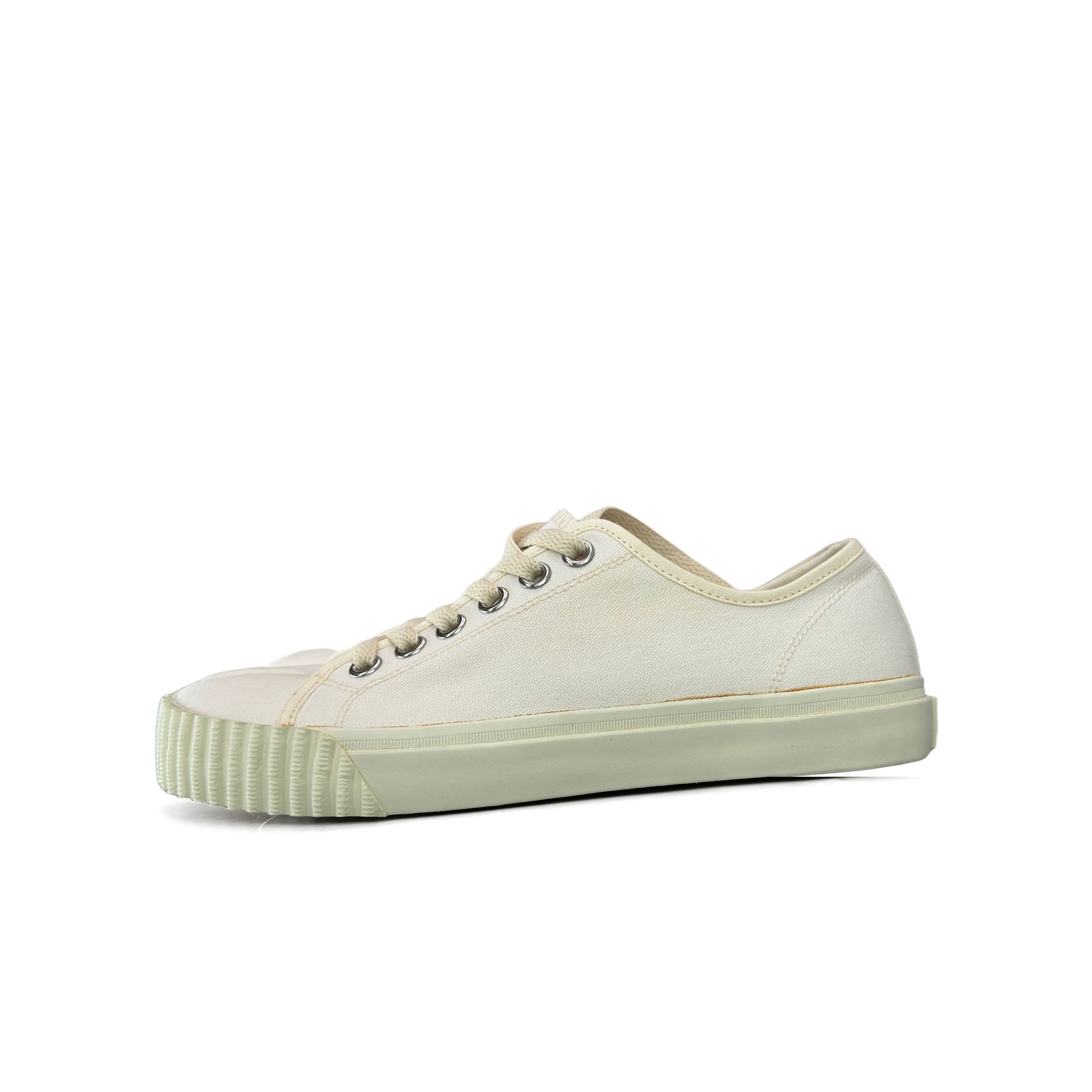 Maison Margiela Tabi 38 | Grailed