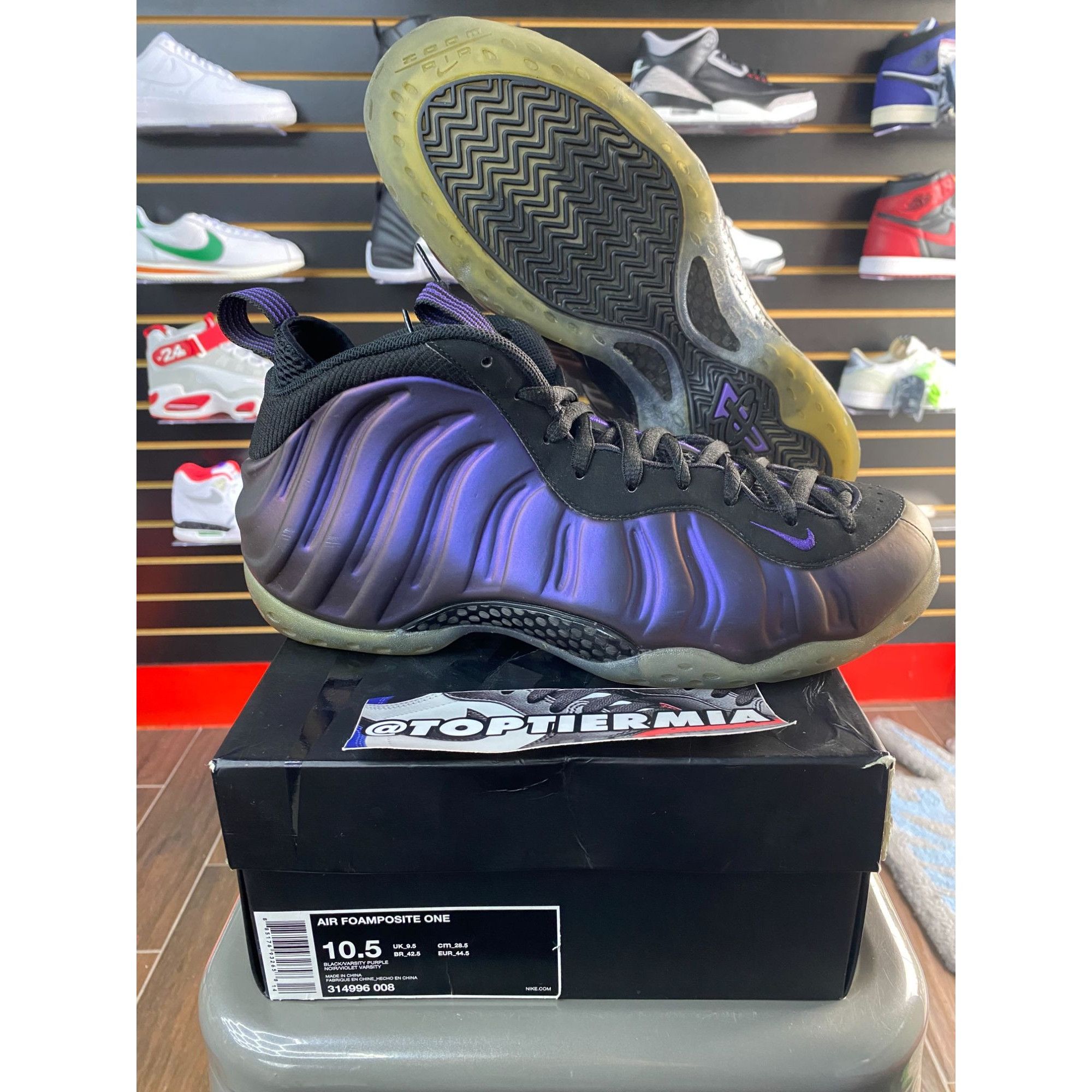 Nike FOAMPOSITE EGGPLANT 2017 SZ 10.5 Size US 10.5 / EU 43-44 - 1 Thumbnail