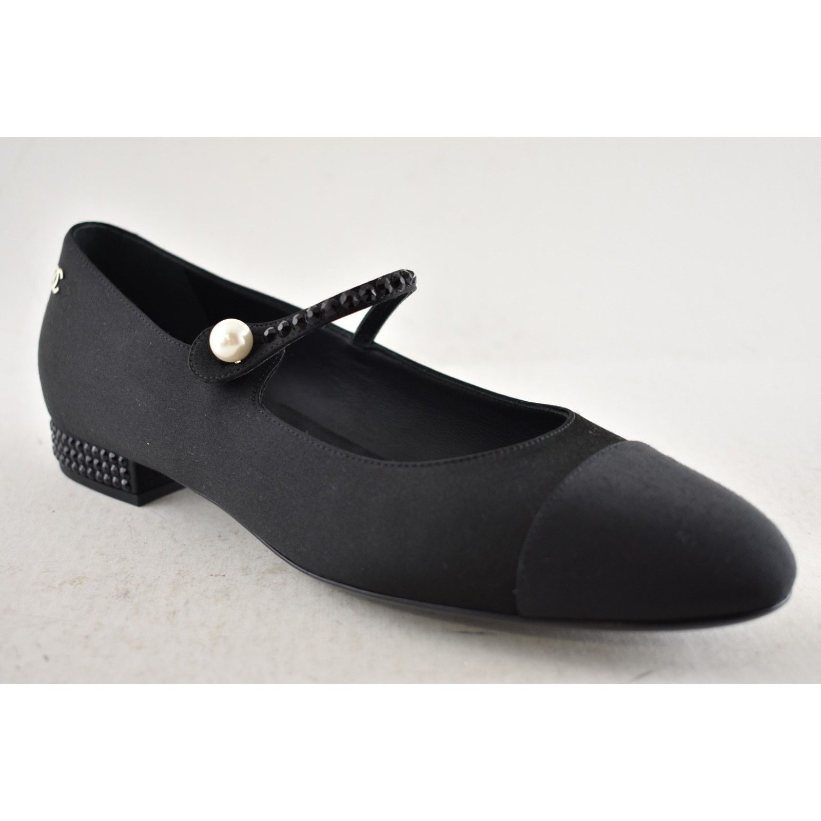 Chanel Chanel 24B Black Crystal CC Mary Jane Ballerina Flat 37 Size US 7 / IT 37 - 6 Thumbnail