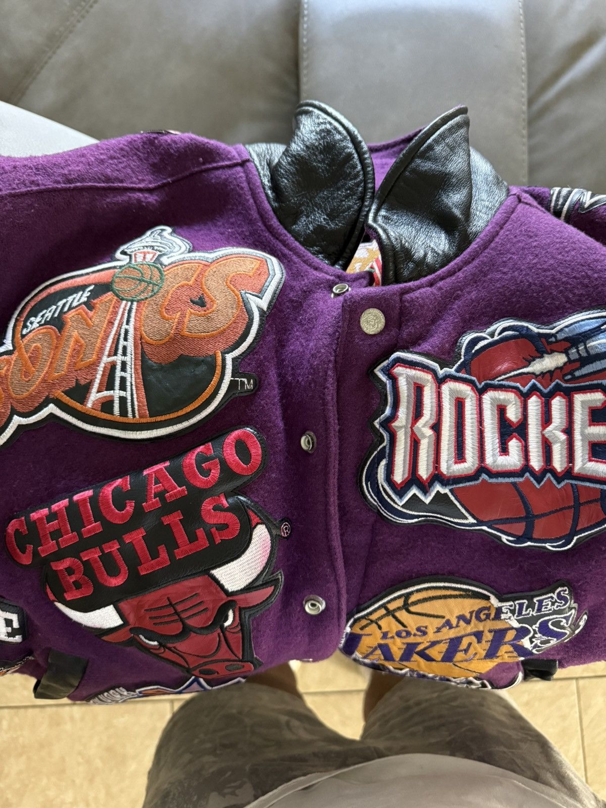 Jeff Hamilton RARE*** VINTAGE 90s JEFF HAMILTON WOOL NBA JACKET Size US M / EU 48-50 / 2 - 2 Thumbnail