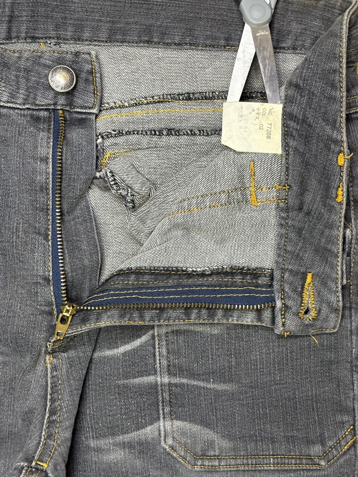 Japanese Brand Vintage Japanese Brand Bush Pant Faded Wash Flare Jeans Size US 30 / EU 46 - 11 Thumbnail