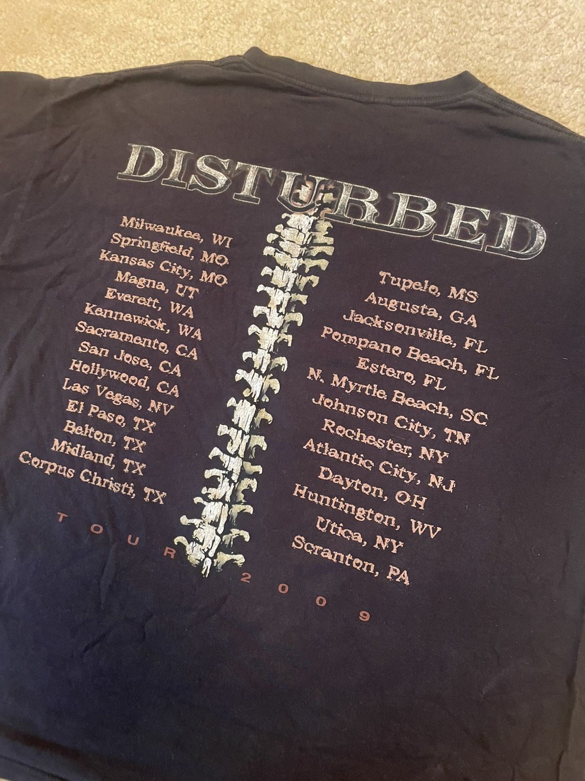 Band Tees Rare Disturbed 2009 Tour Tee Size US XL / EU 56 / 4 - 6 Thumbnail