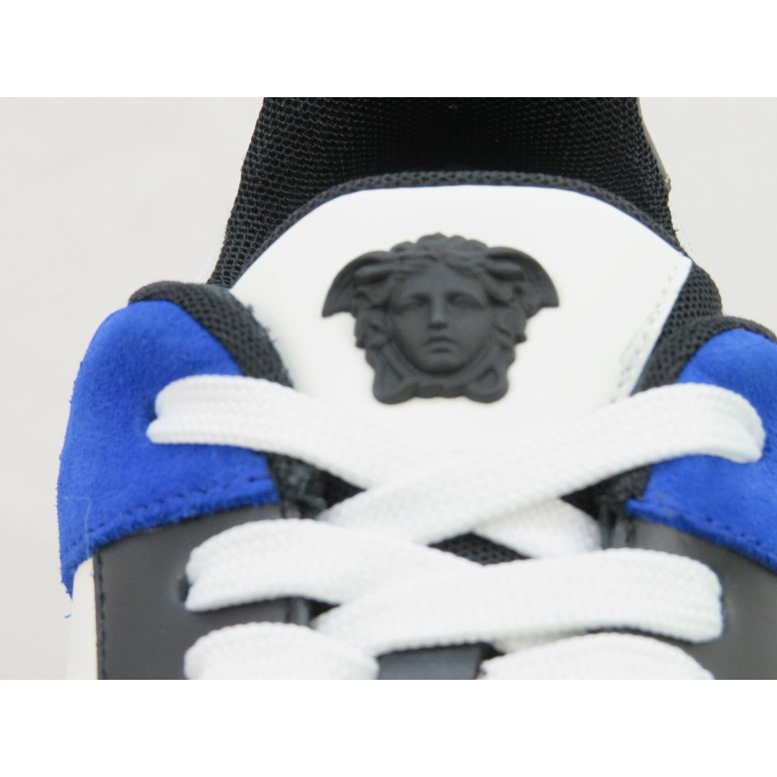 Versace VERSACE BLUE WHITE LEATHE MEDUSA HEAD PLATFORM SNEAKER 43.5 Size US 10.5 / EU 43-44 - 2 Thumbnail
