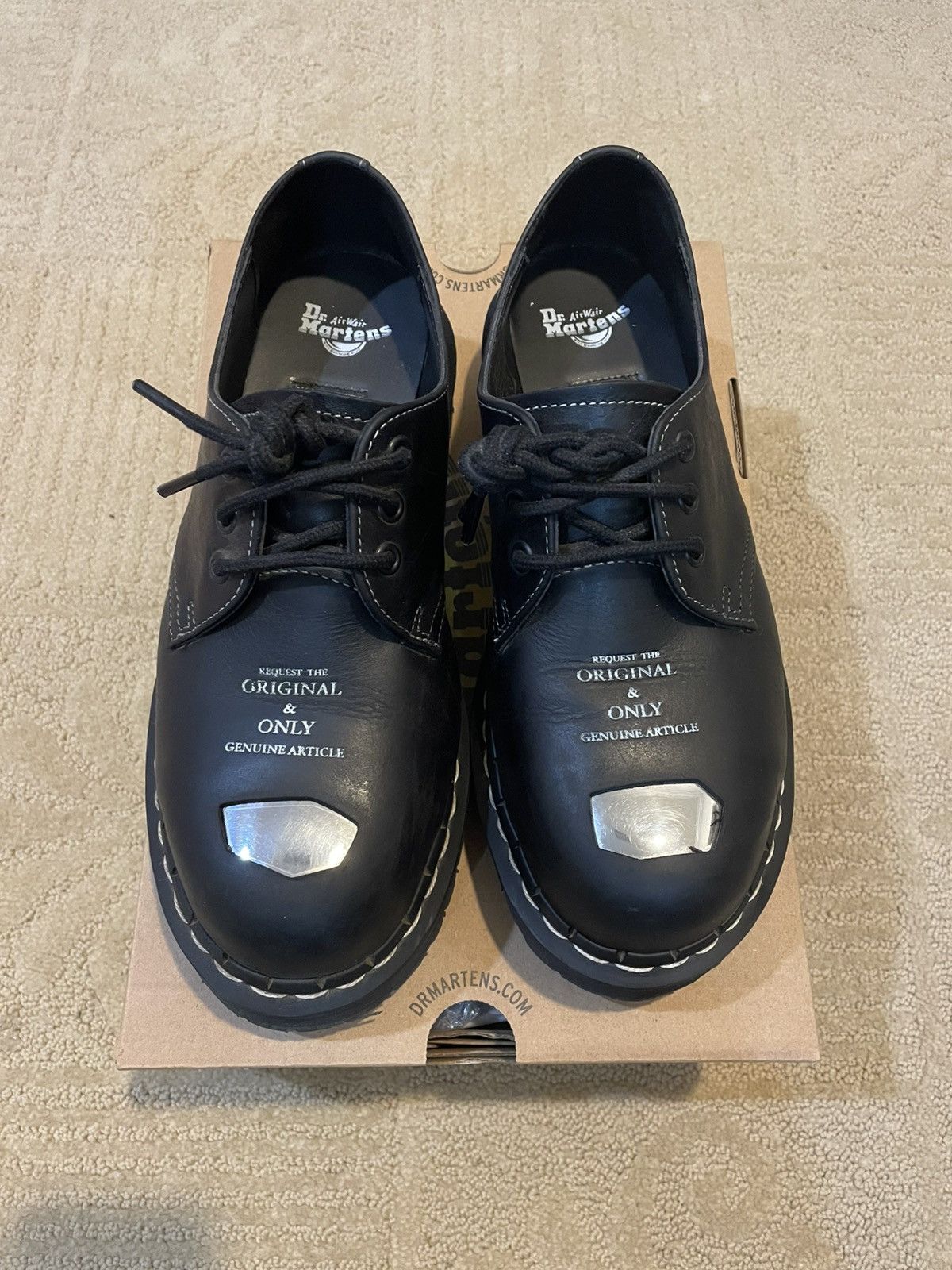 Dr. Martens Doc Martens 1461 Exposed Steel Toe Oxford Black Shoes Size US 7 / EU 40 - 2 Thumbnail