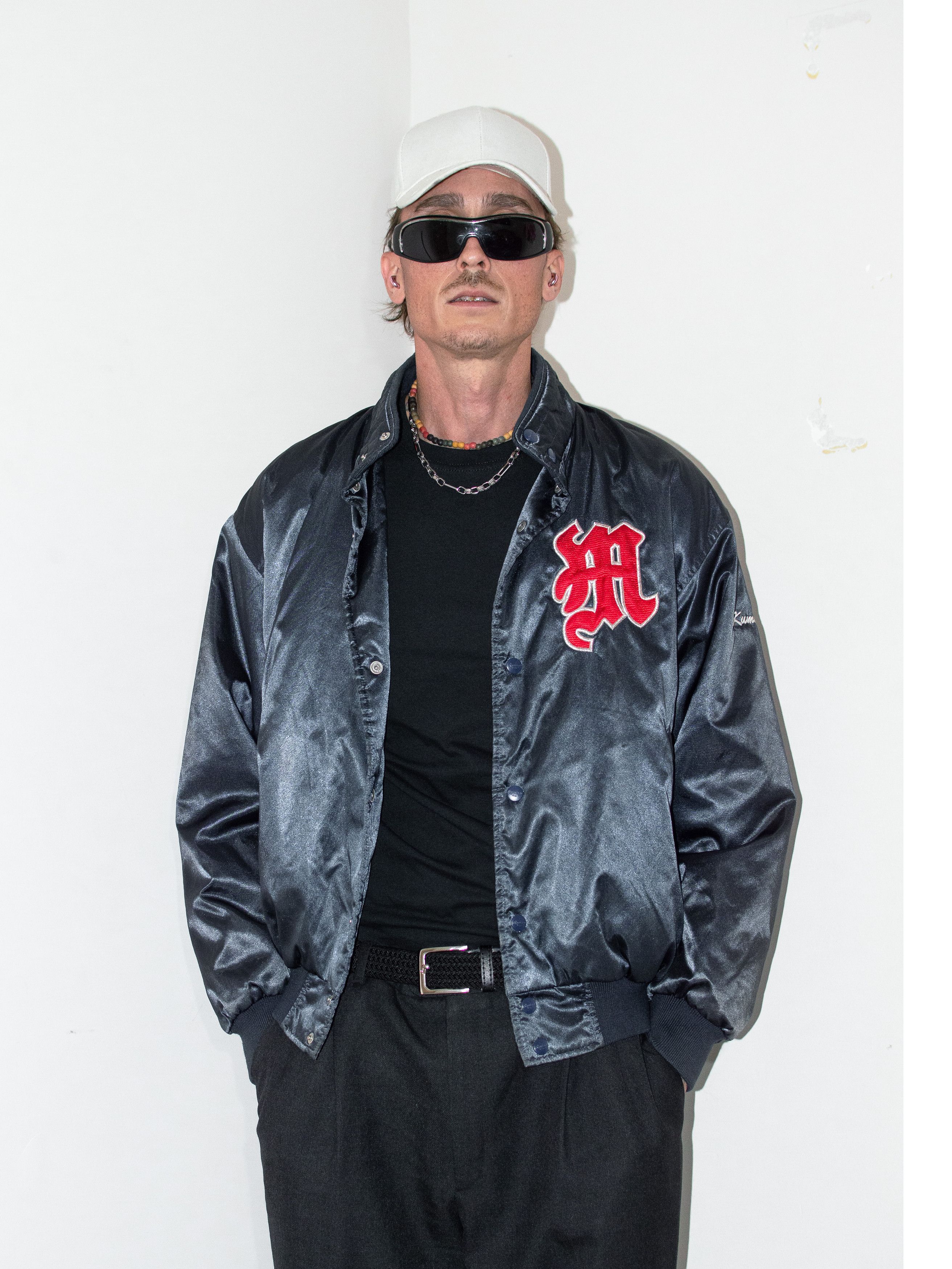 Japanese Brand × Vintage Y2k vintage Satin Navy Embroidered NY Baseball Bomber Jacket Size US L / EU 52-54 / 3 - 2 Thumbnail
