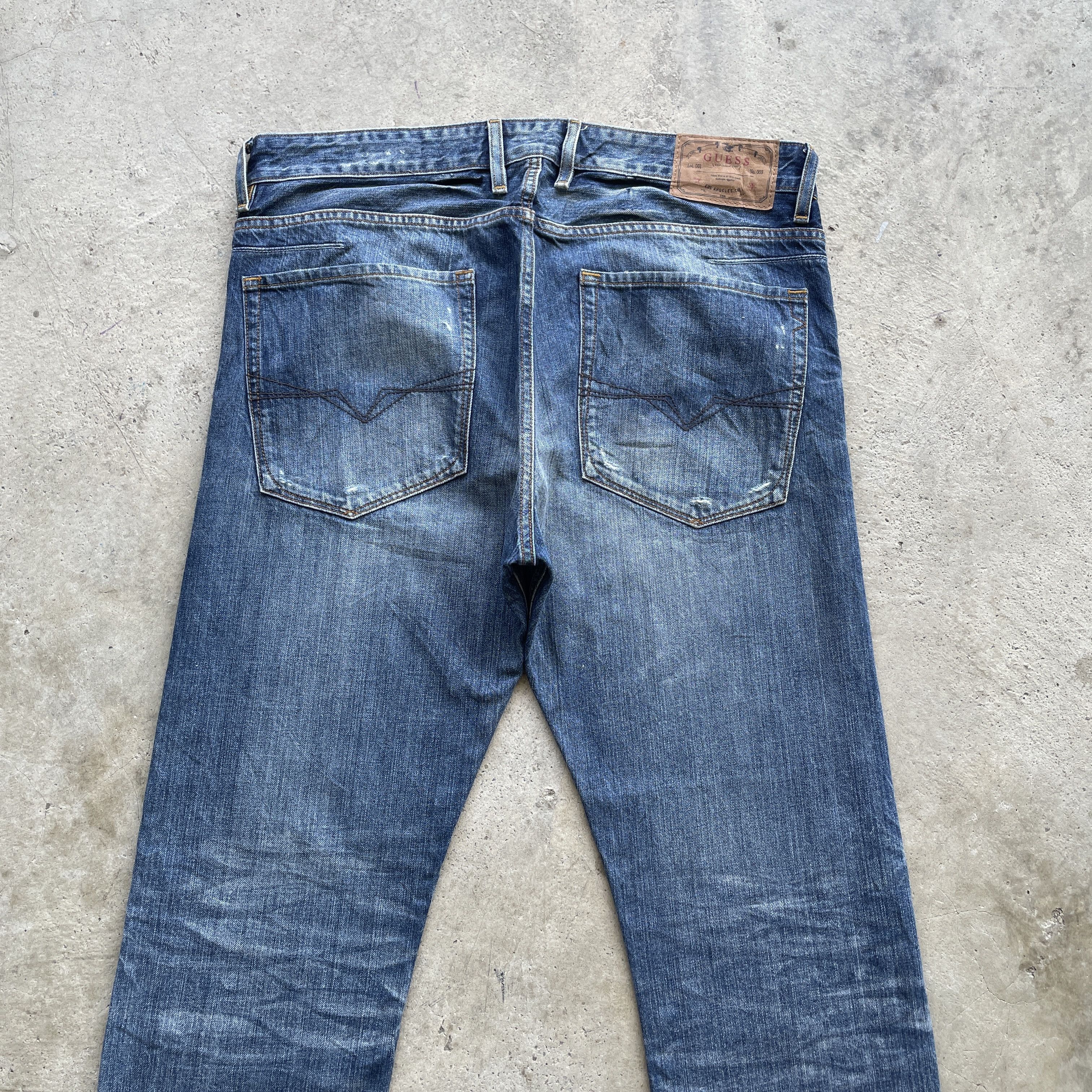 Guess Vintage Guess USA Denim Faded Distressed Jeans Pants W37 Size US 37 - 11 Thumbnail