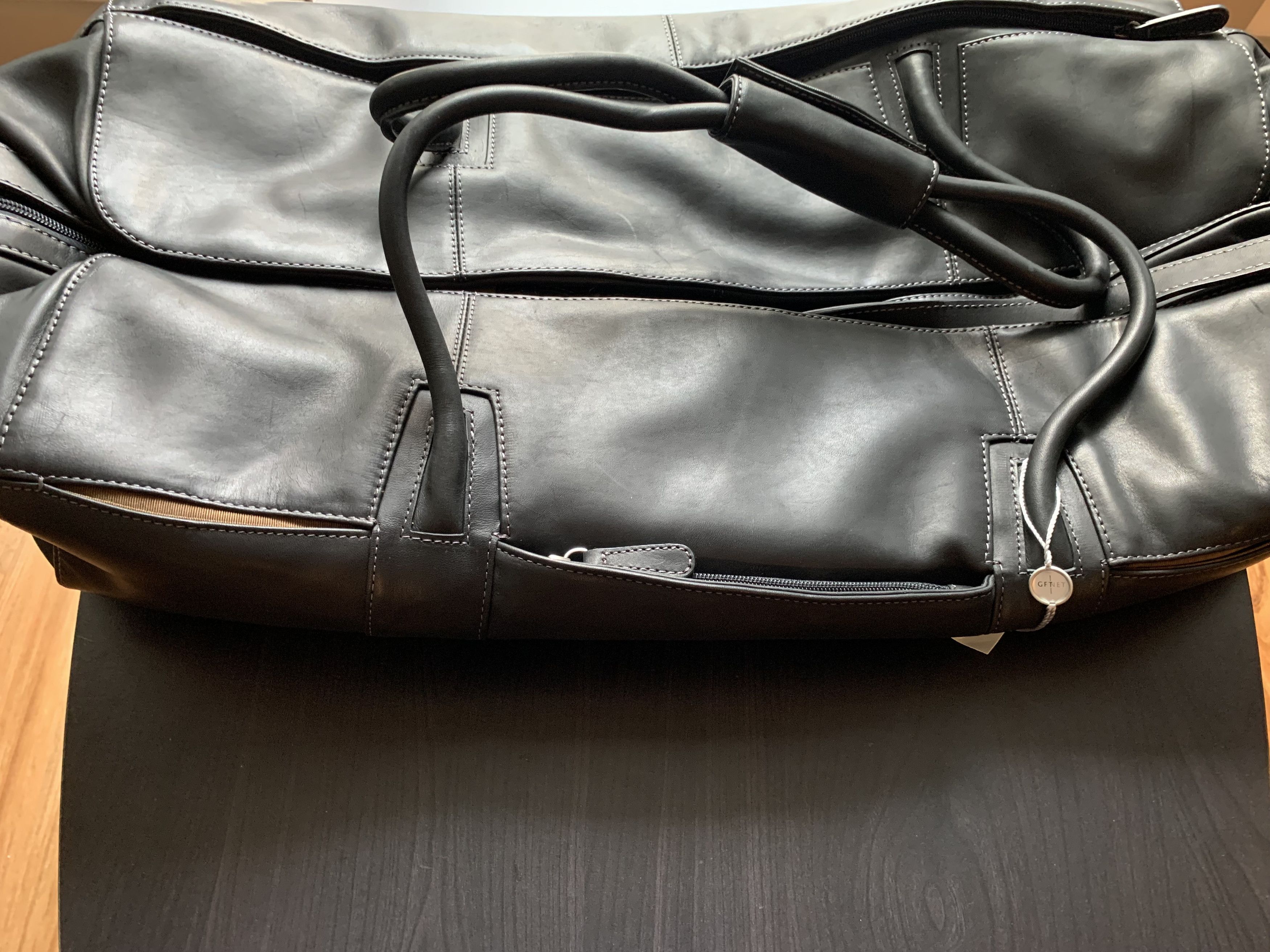 Joseph Abboud Joseph Abboud Black Leather Duffle Bag Size ONE SIZE - 1 Thumbnail